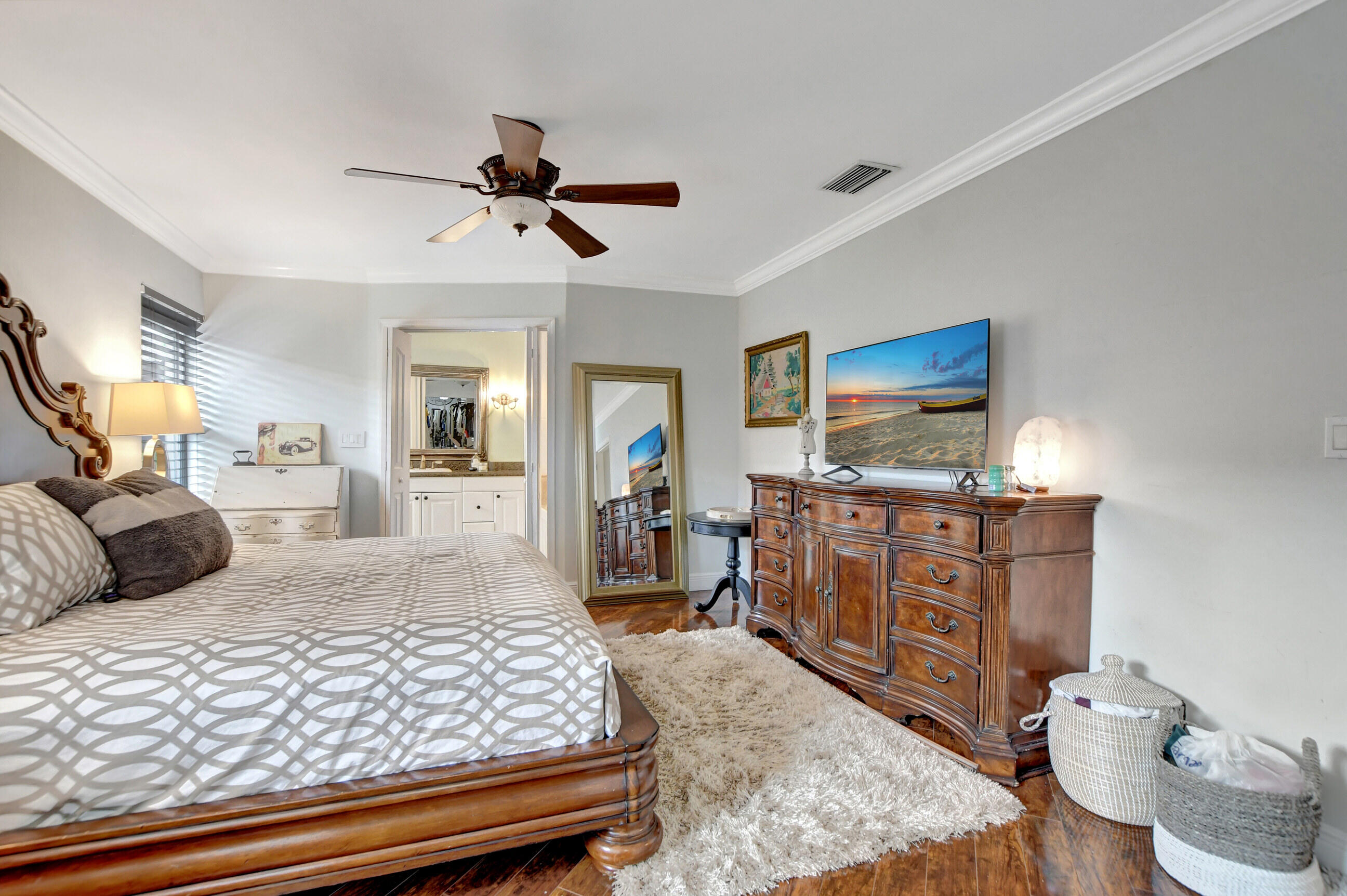 1100 SW 12th Terrace