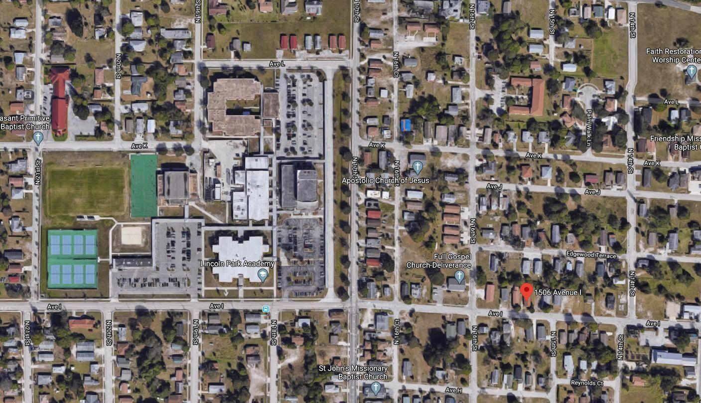 1506 Avenue I
