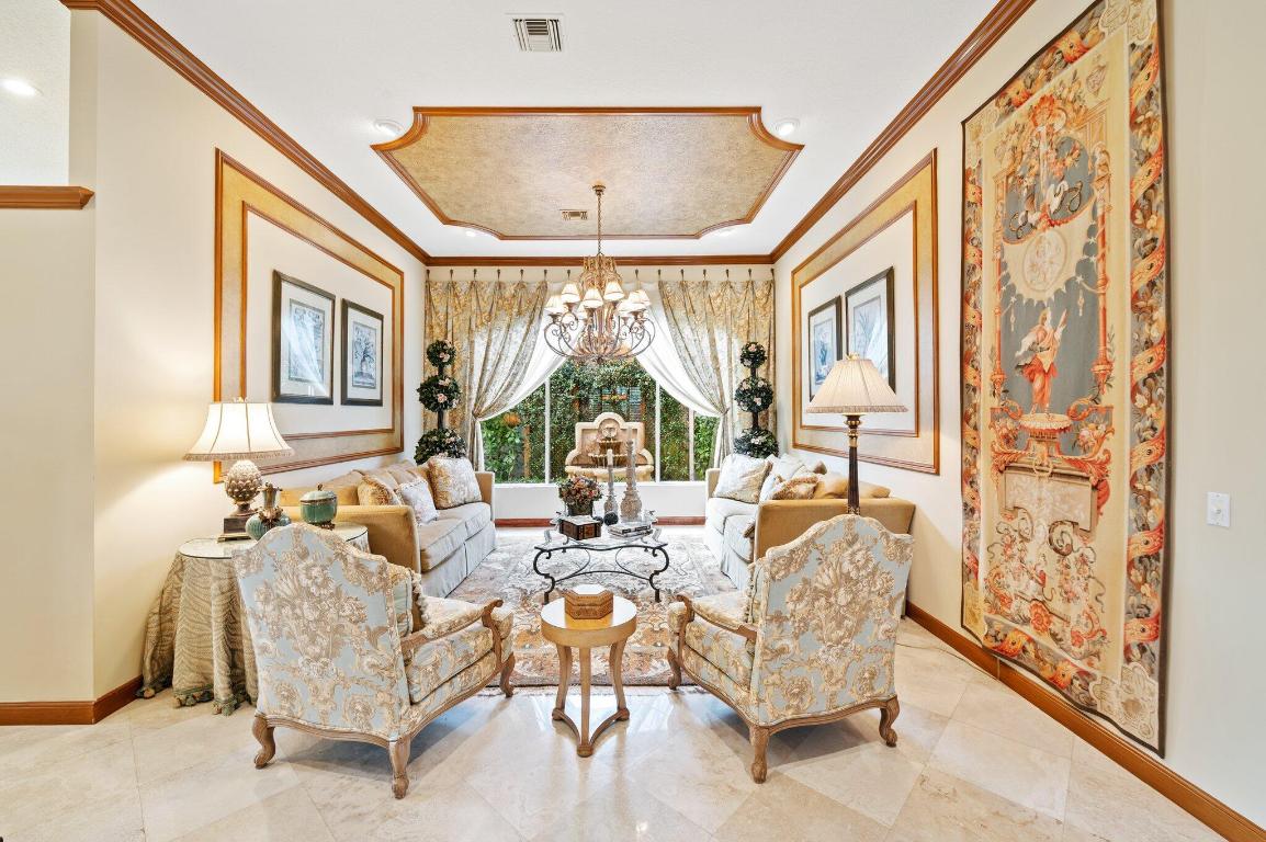 7814 Villa D Este Way