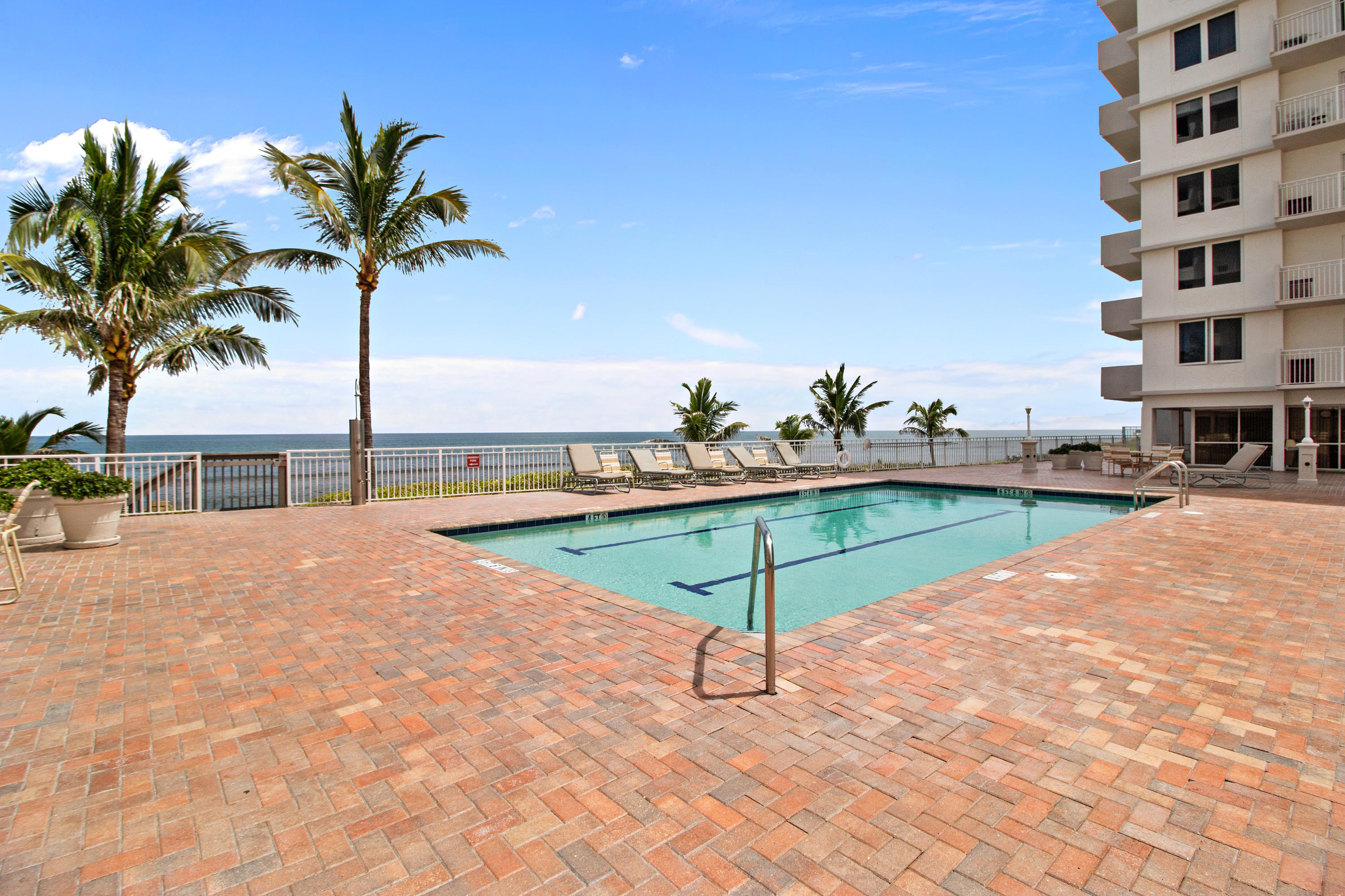 3221 S Ocean Boulevard 209