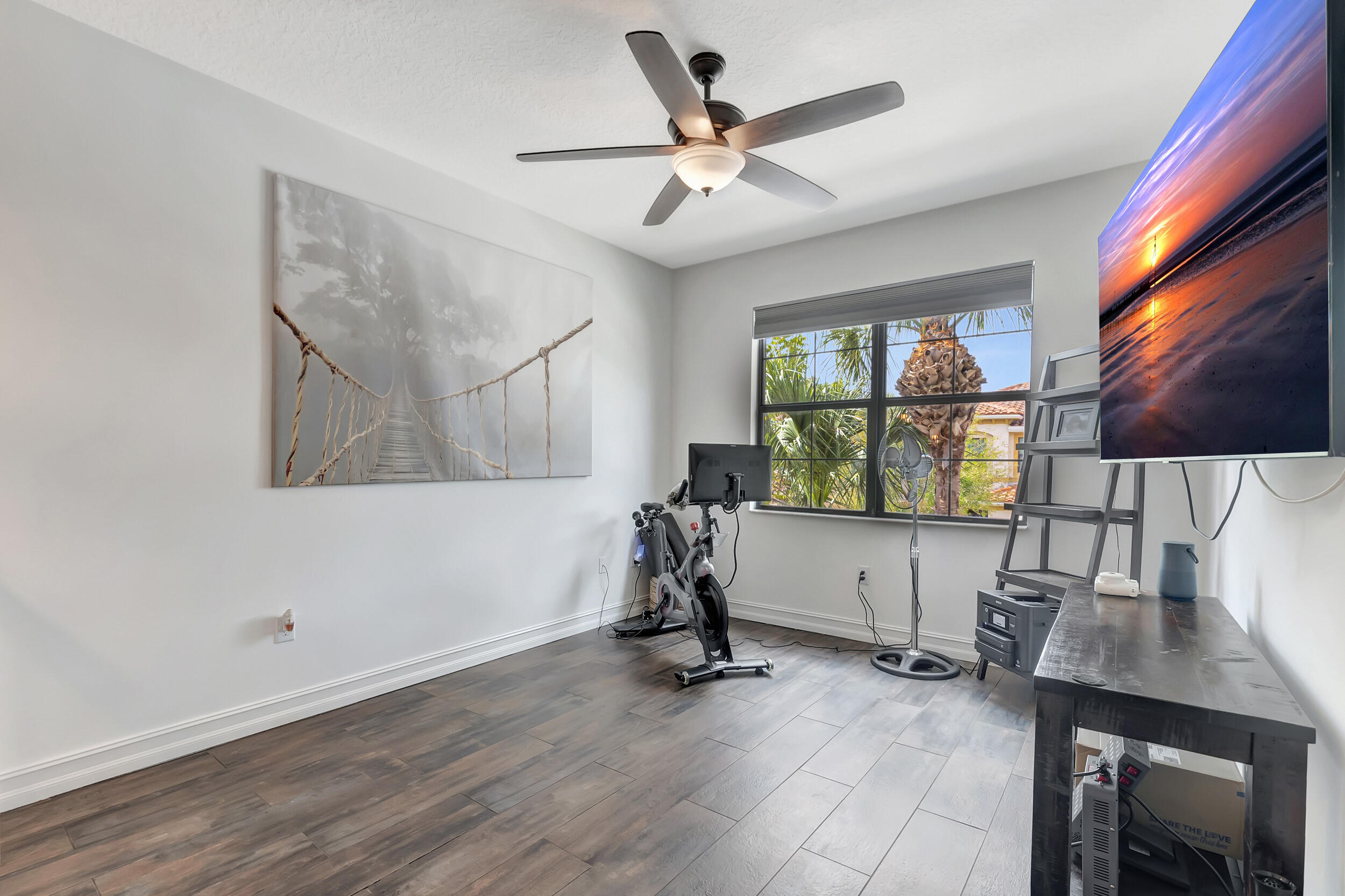 13810 Moss Agate Avenue