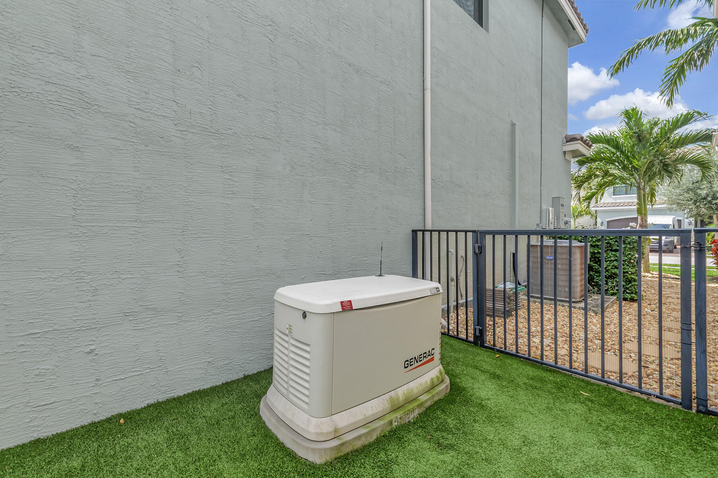 13810 Moss Agate Avenue