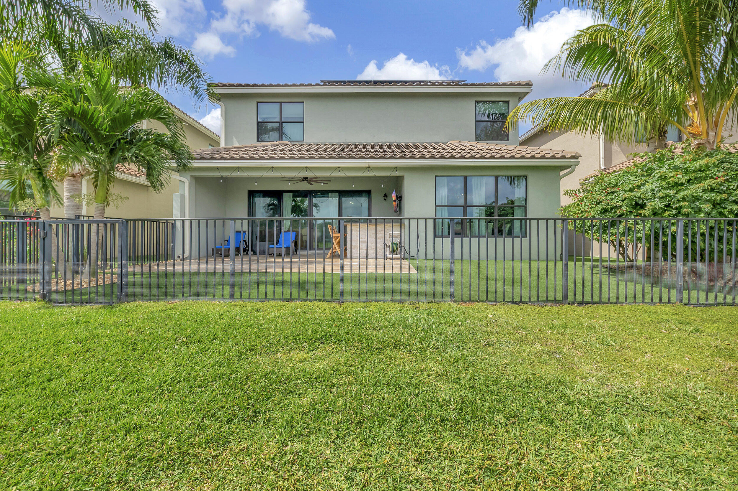 13810 Moss Agate Avenue