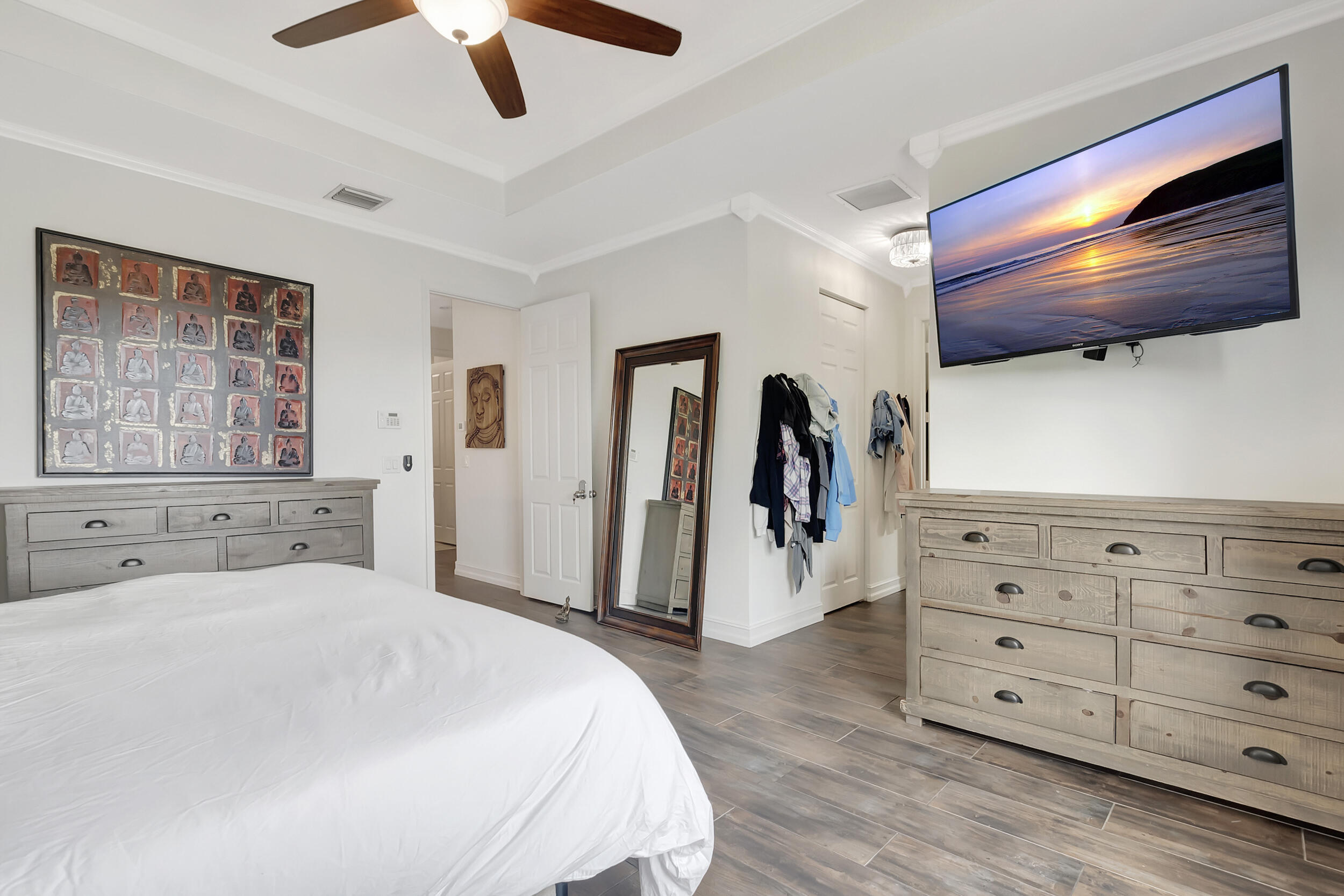 13810 Moss Agate Avenue