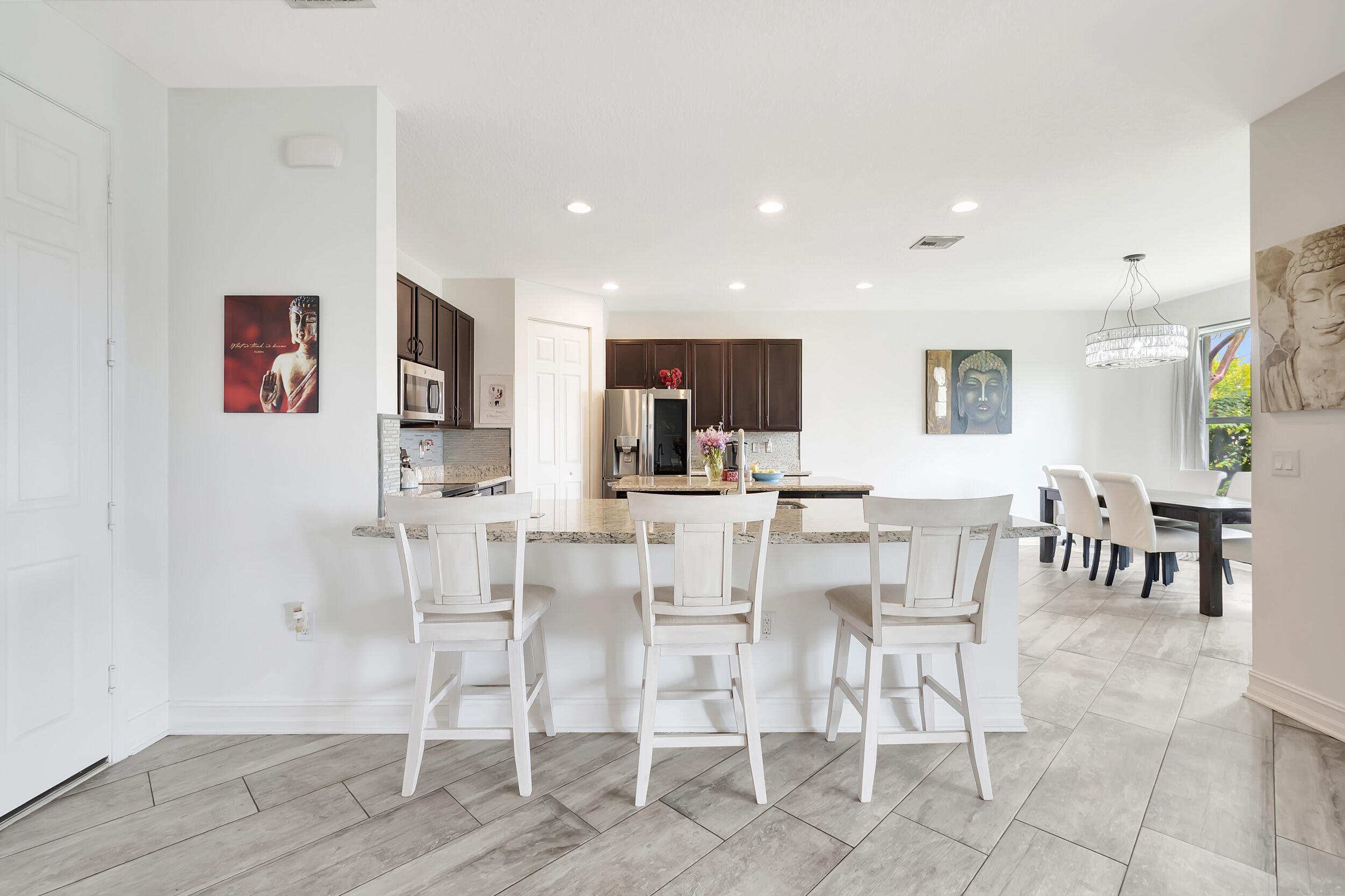 13810 Moss Agate Avenue