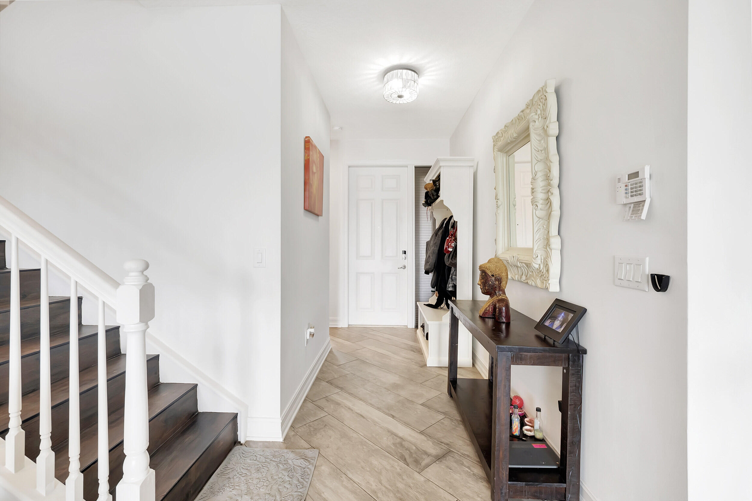 13810 Moss Agate Avenue