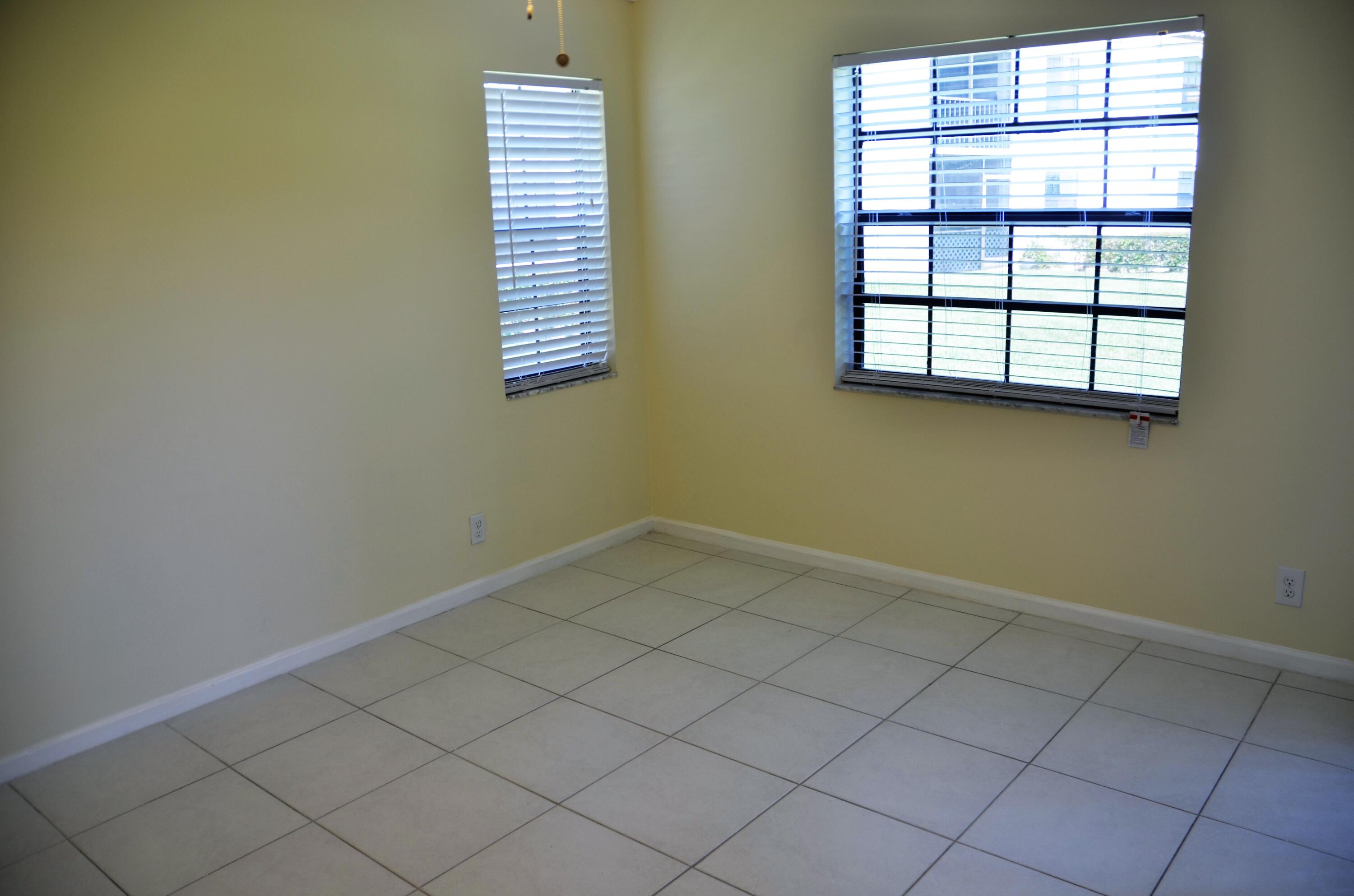 320 Norwood Terrace N-113