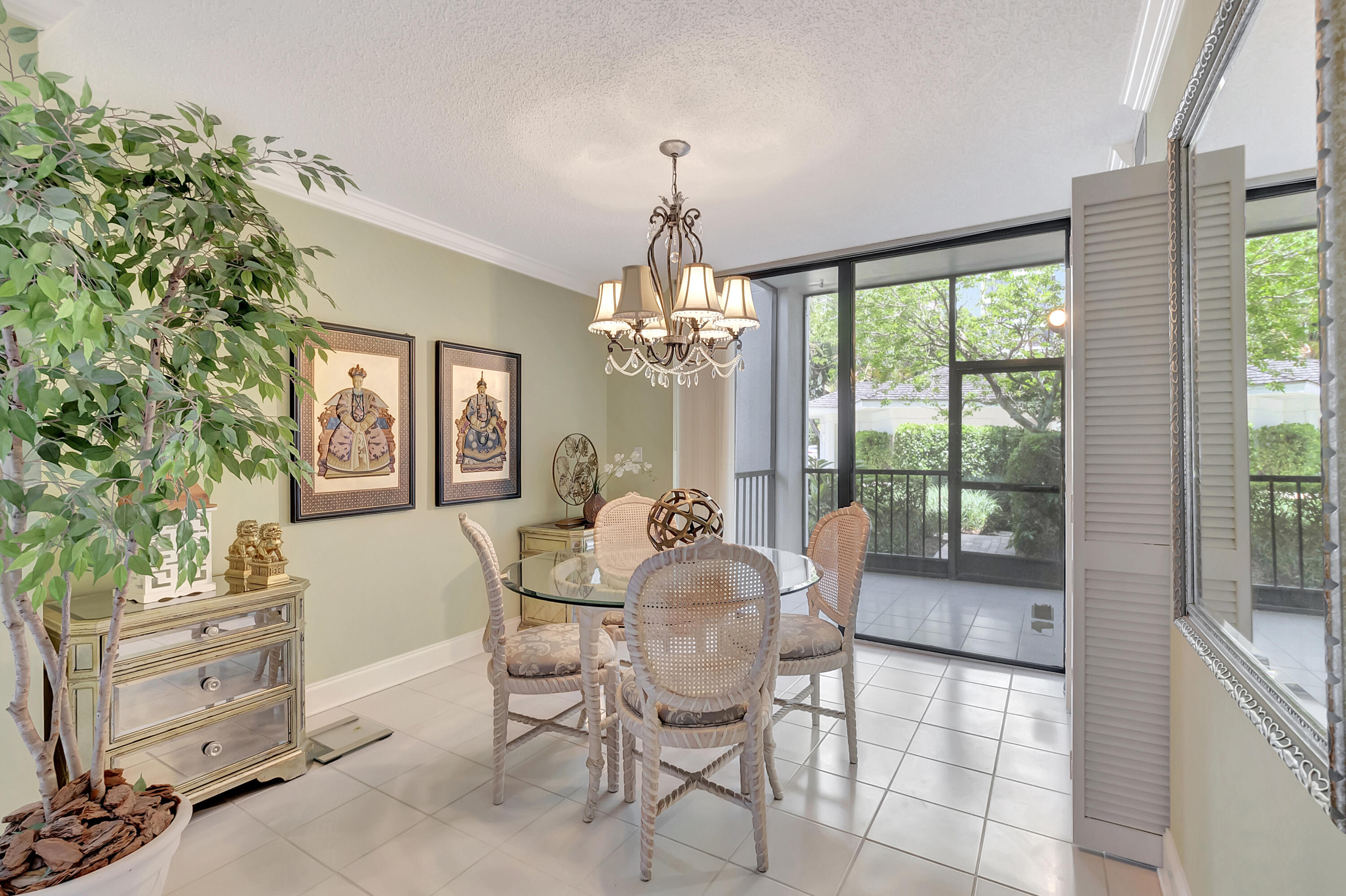 6895 Willow Wood Drive 1012