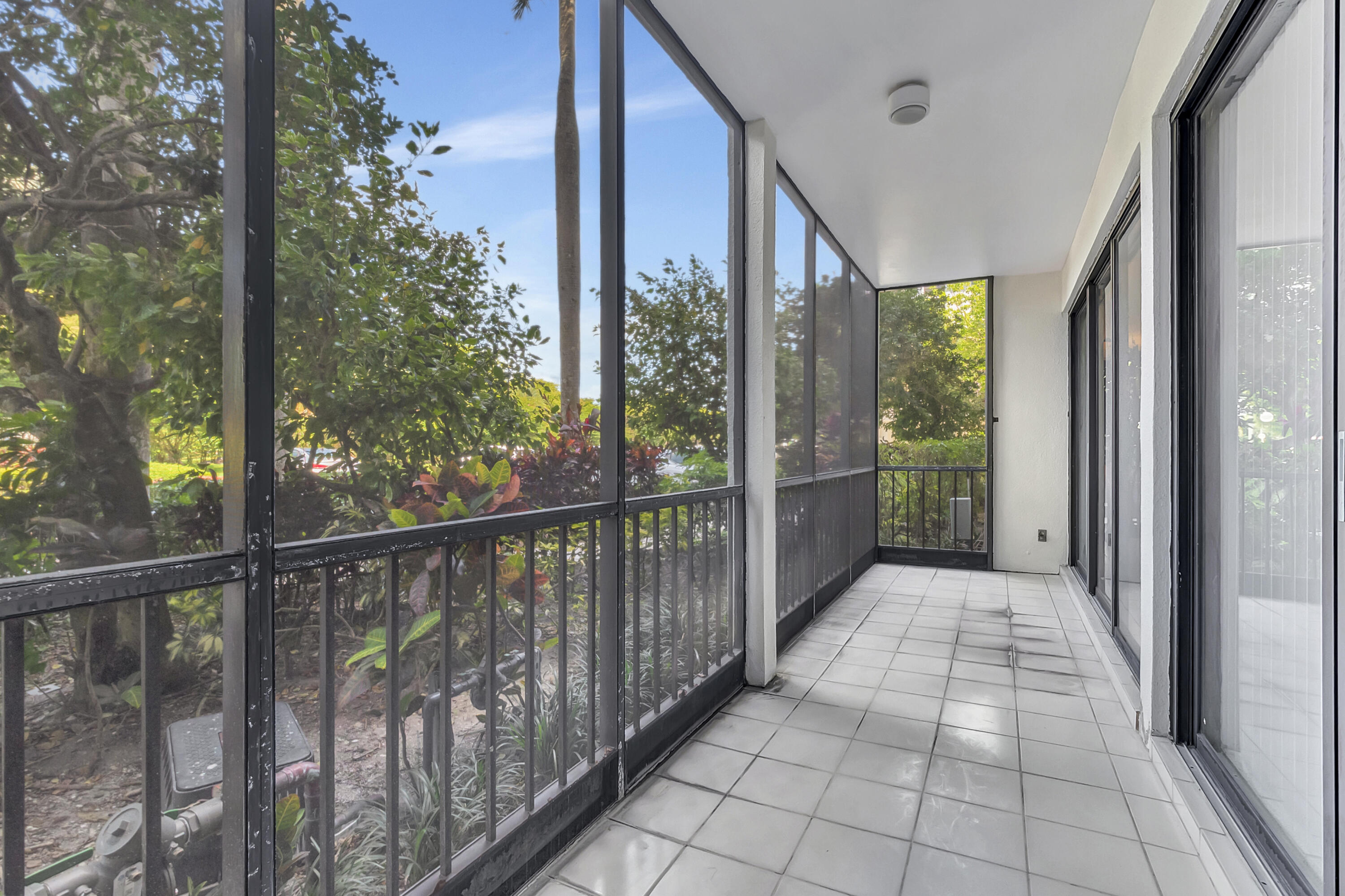 6895 Willow Wood Drive 1012