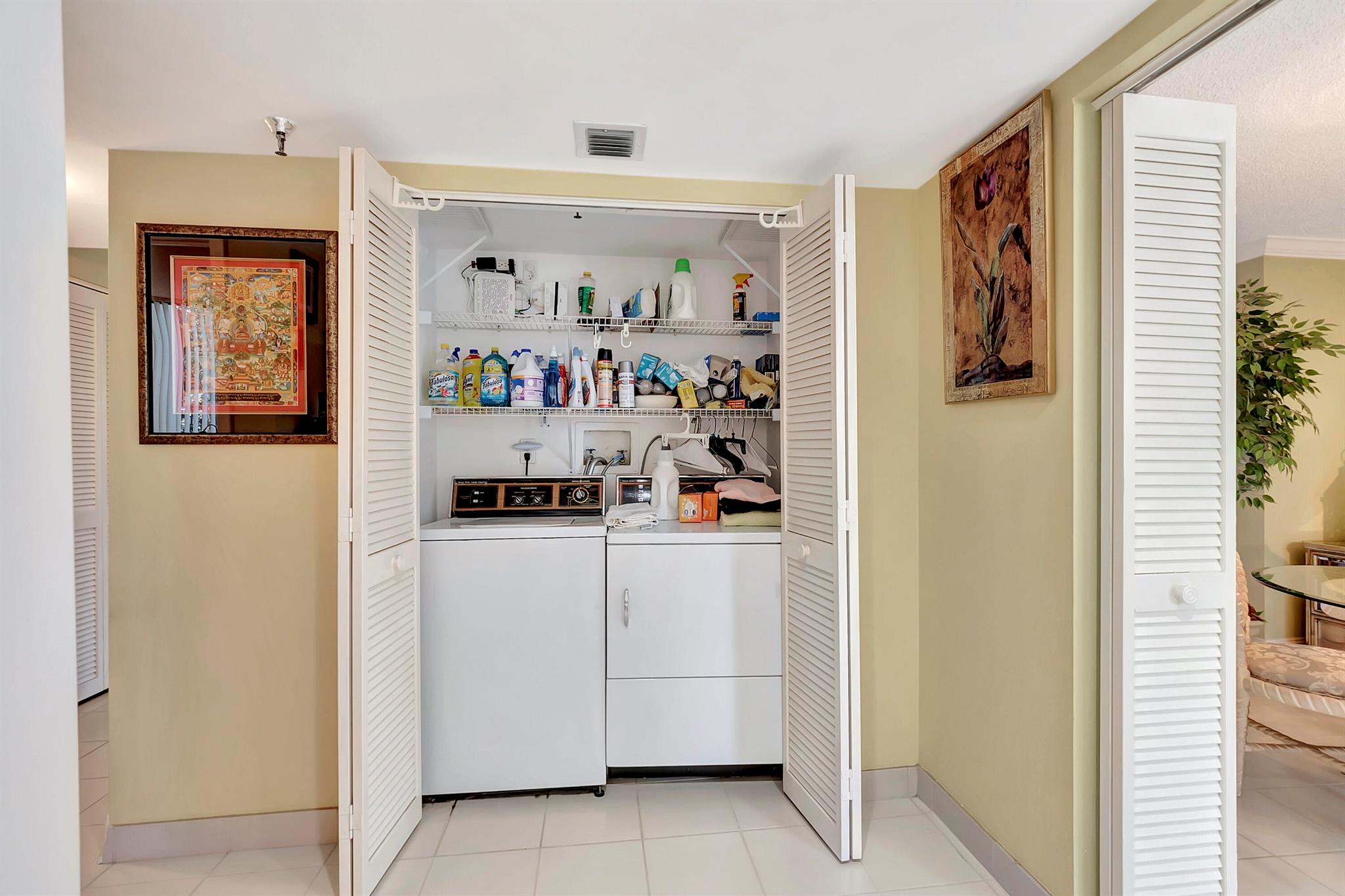 6895 Willow Wood Drive 1012