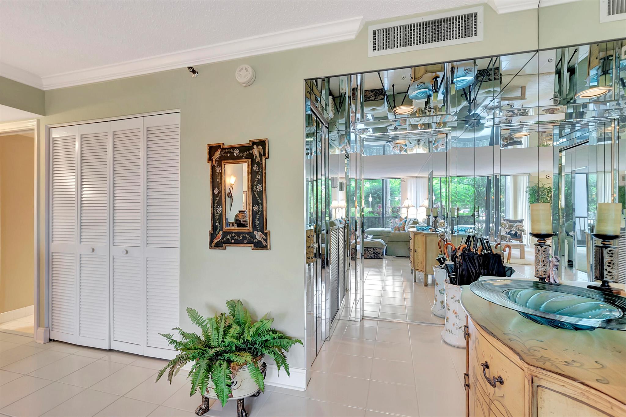 6895 Willow Wood Drive 1012