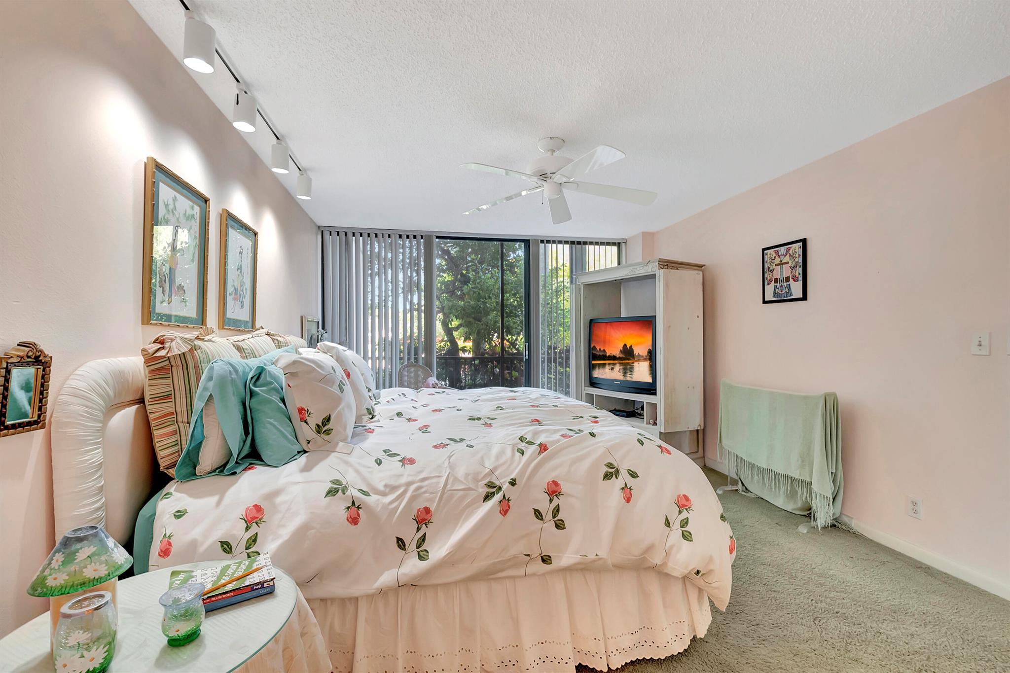 6895 Willow Wood Drive 1012