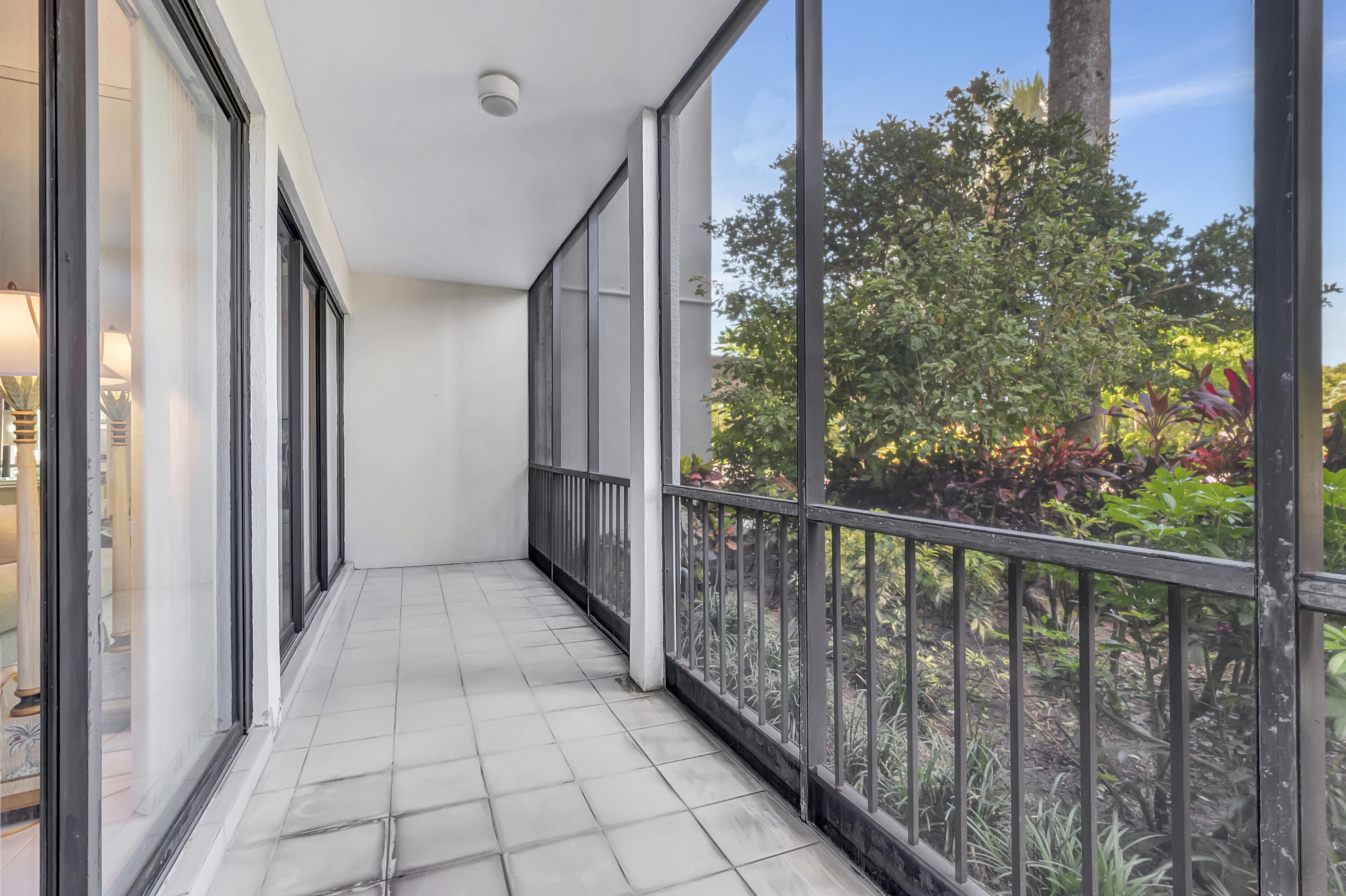 6895 Willow Wood Drive 1012