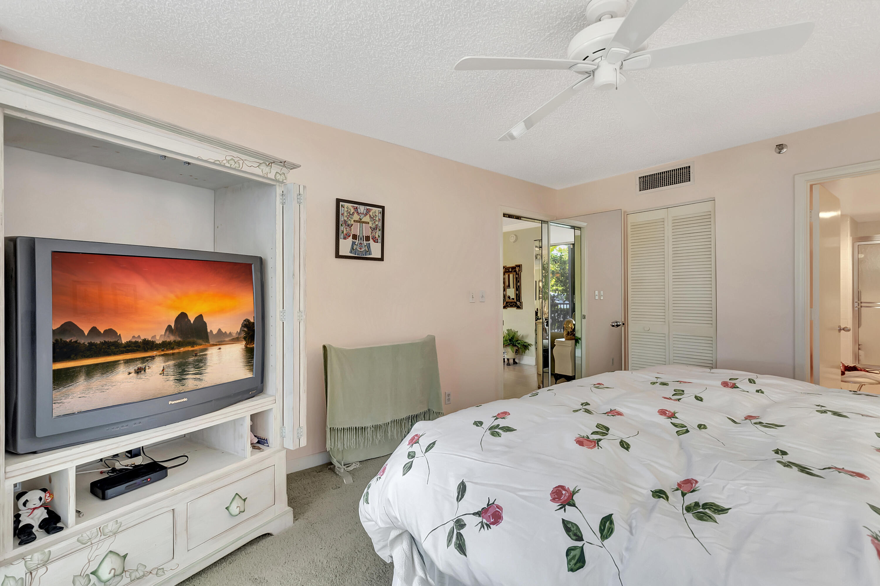 6895 Willow Wood Drive 1012