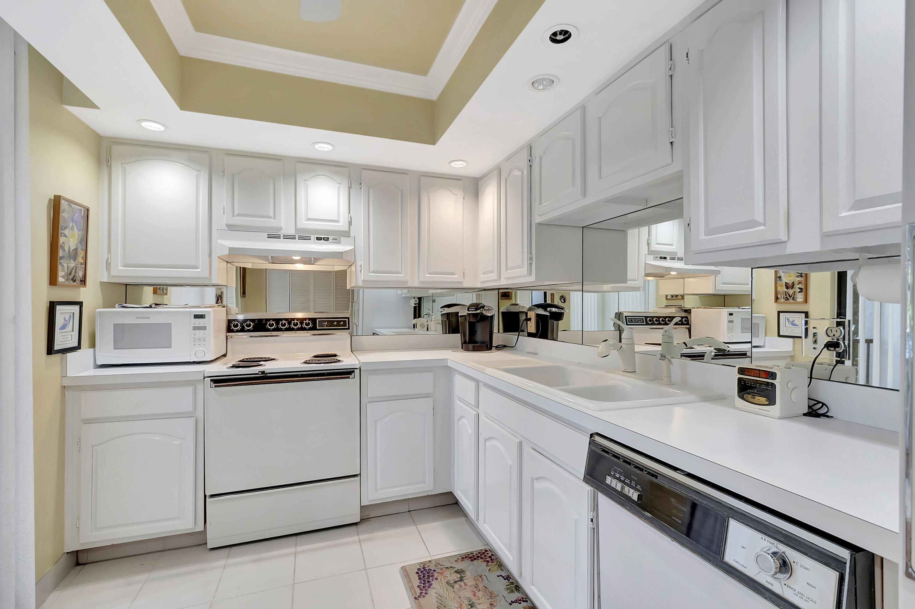 6895 Willow Wood Drive 1012