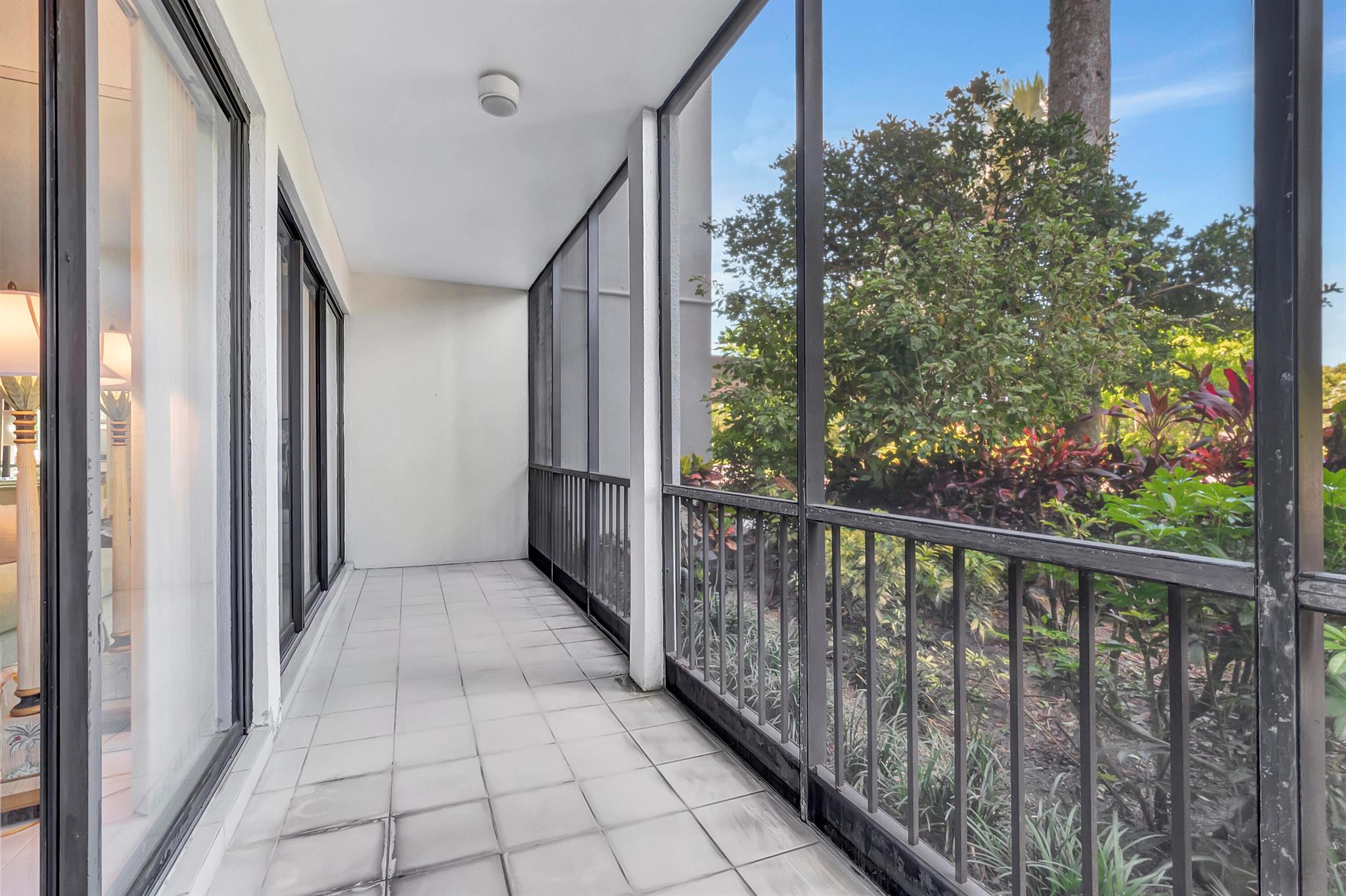 6895 Willow Wood Drive 1012