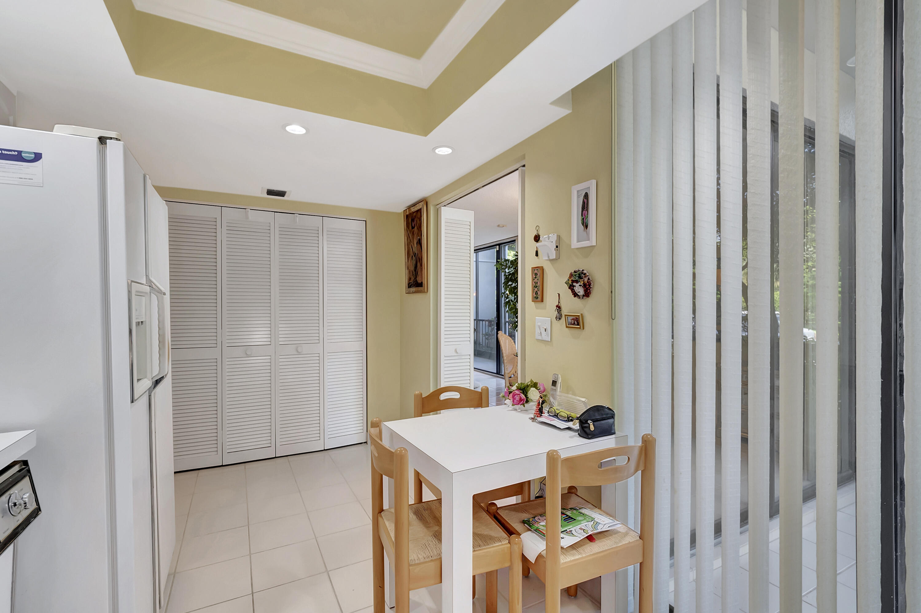 6895 Willow Wood Drive 1012