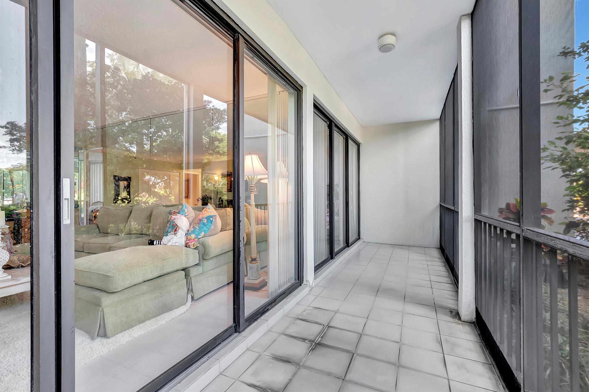 6895 Willow Wood Drive 1012