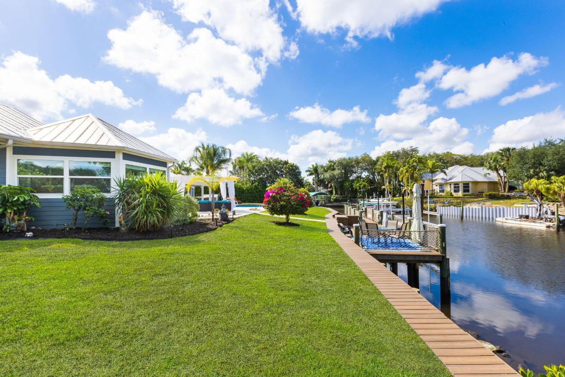 610 SW Bittern Street