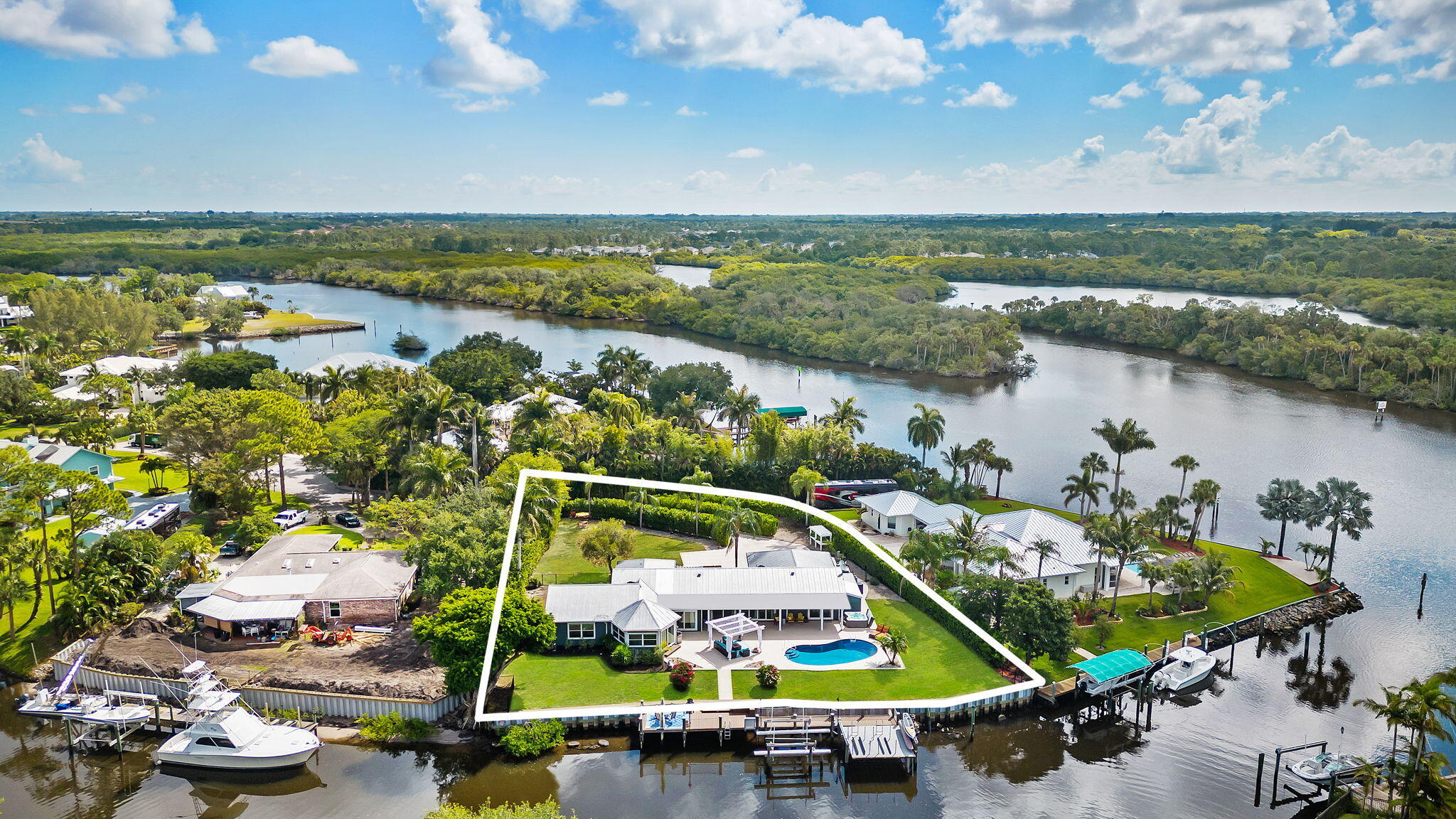 610 SW Bittern Street