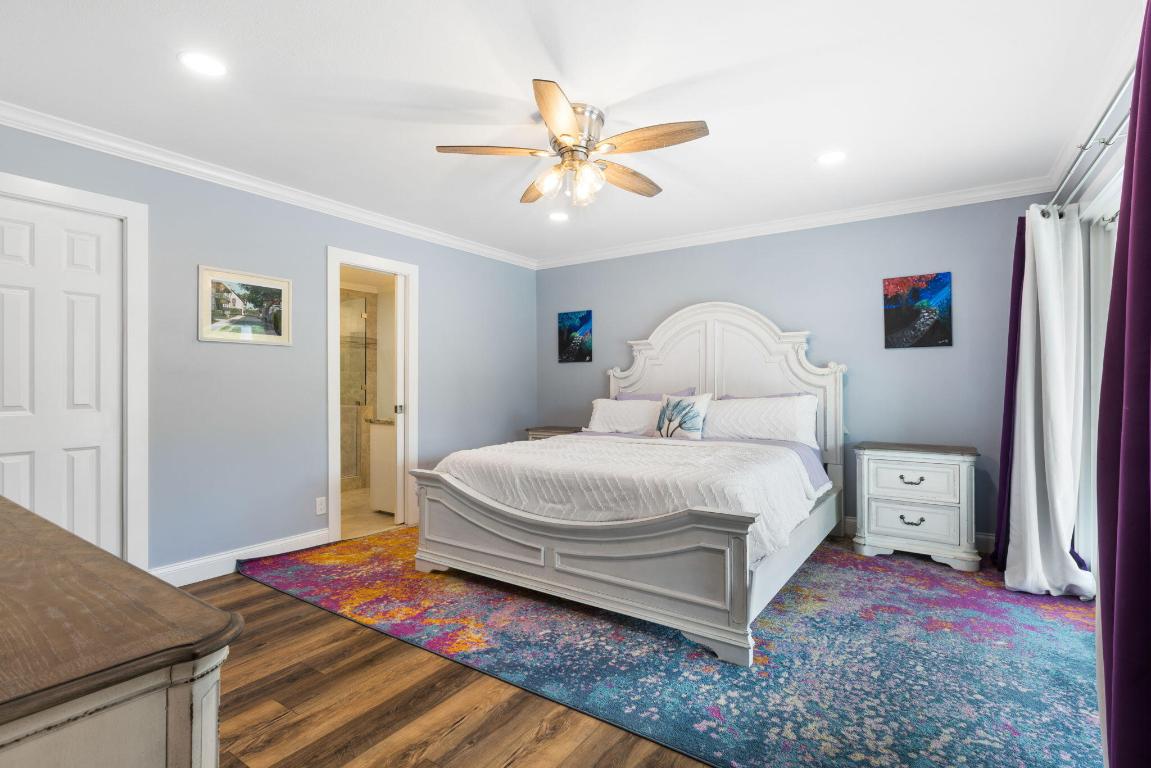 610 SW Bittern Street