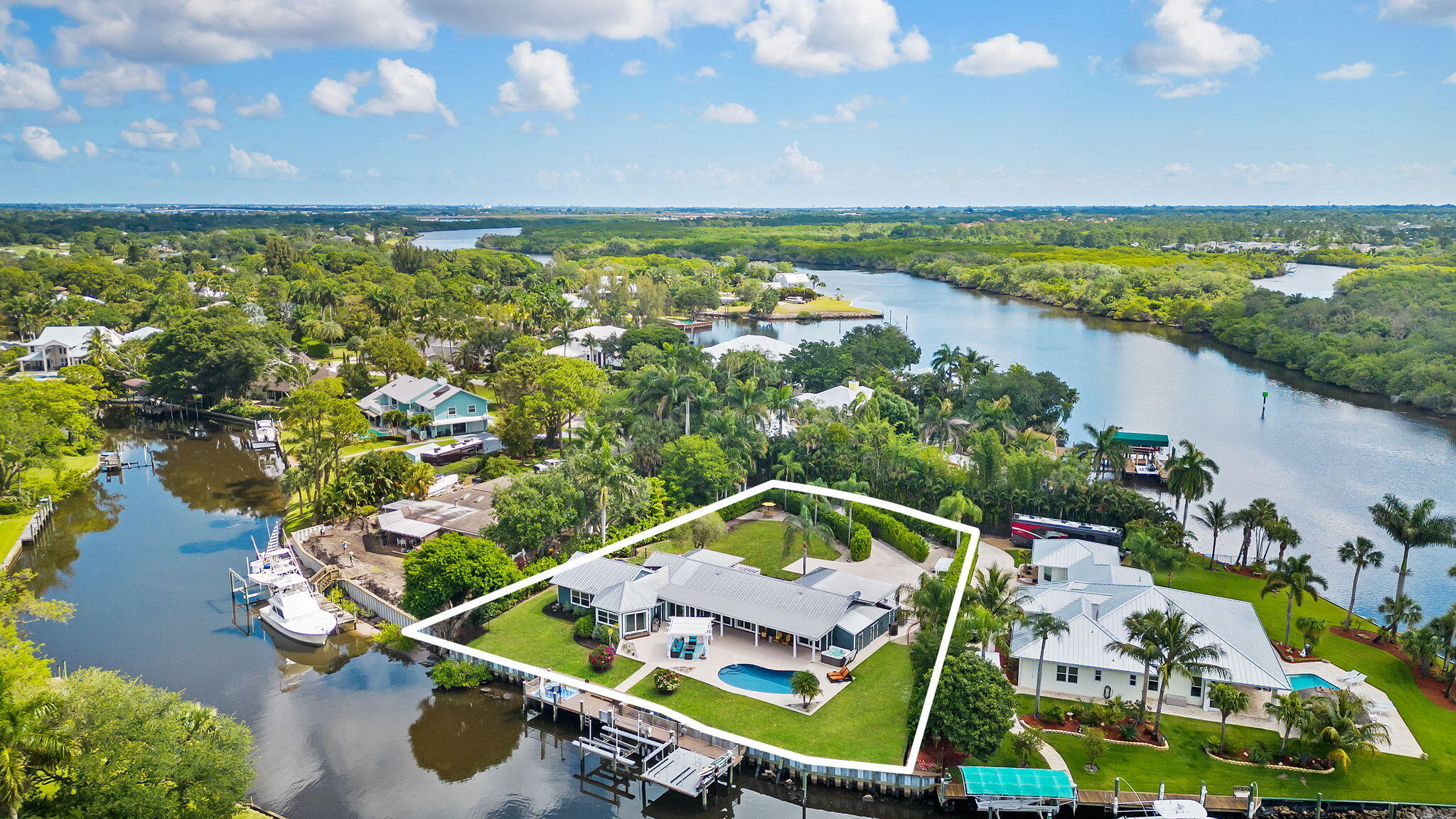 610 SW Bittern Street