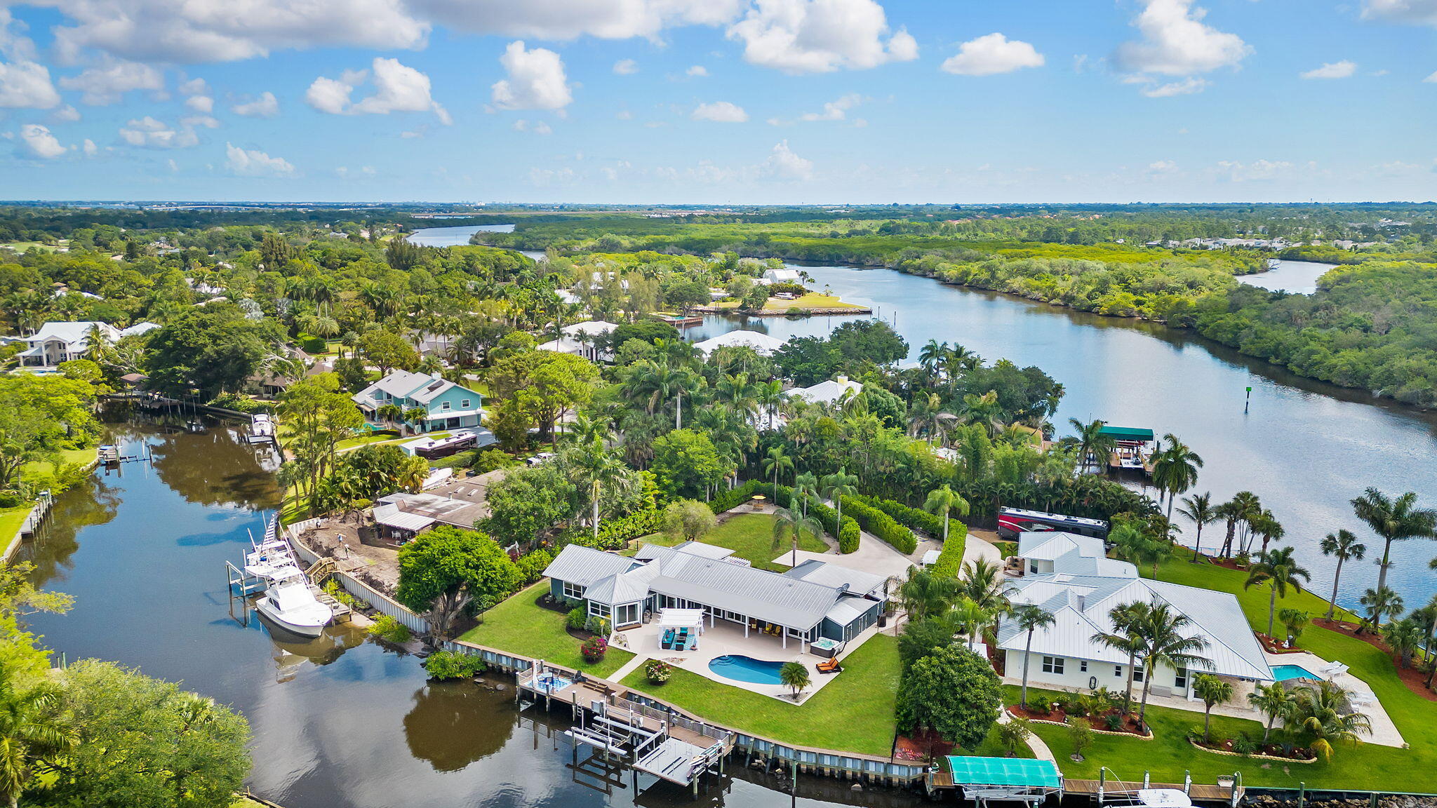 610 SW Bittern Street