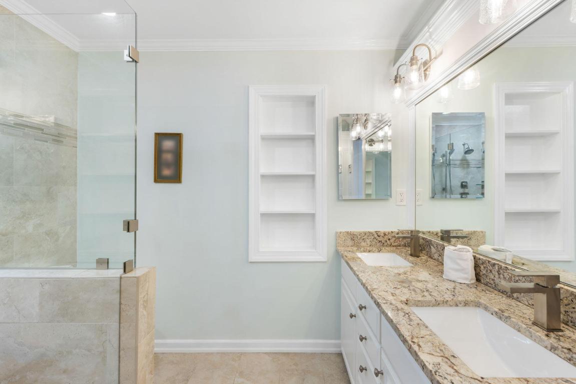 610 SW Bittern Street