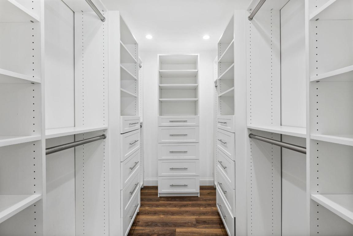 610 SW Bittern Street