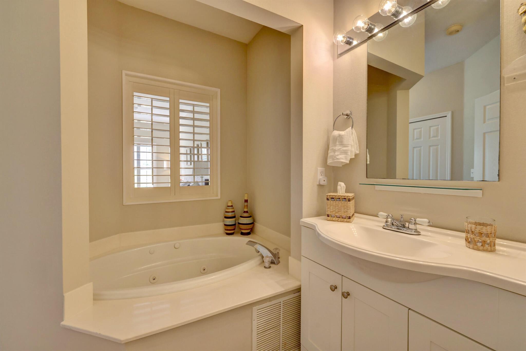 9813 Perfect Drive A