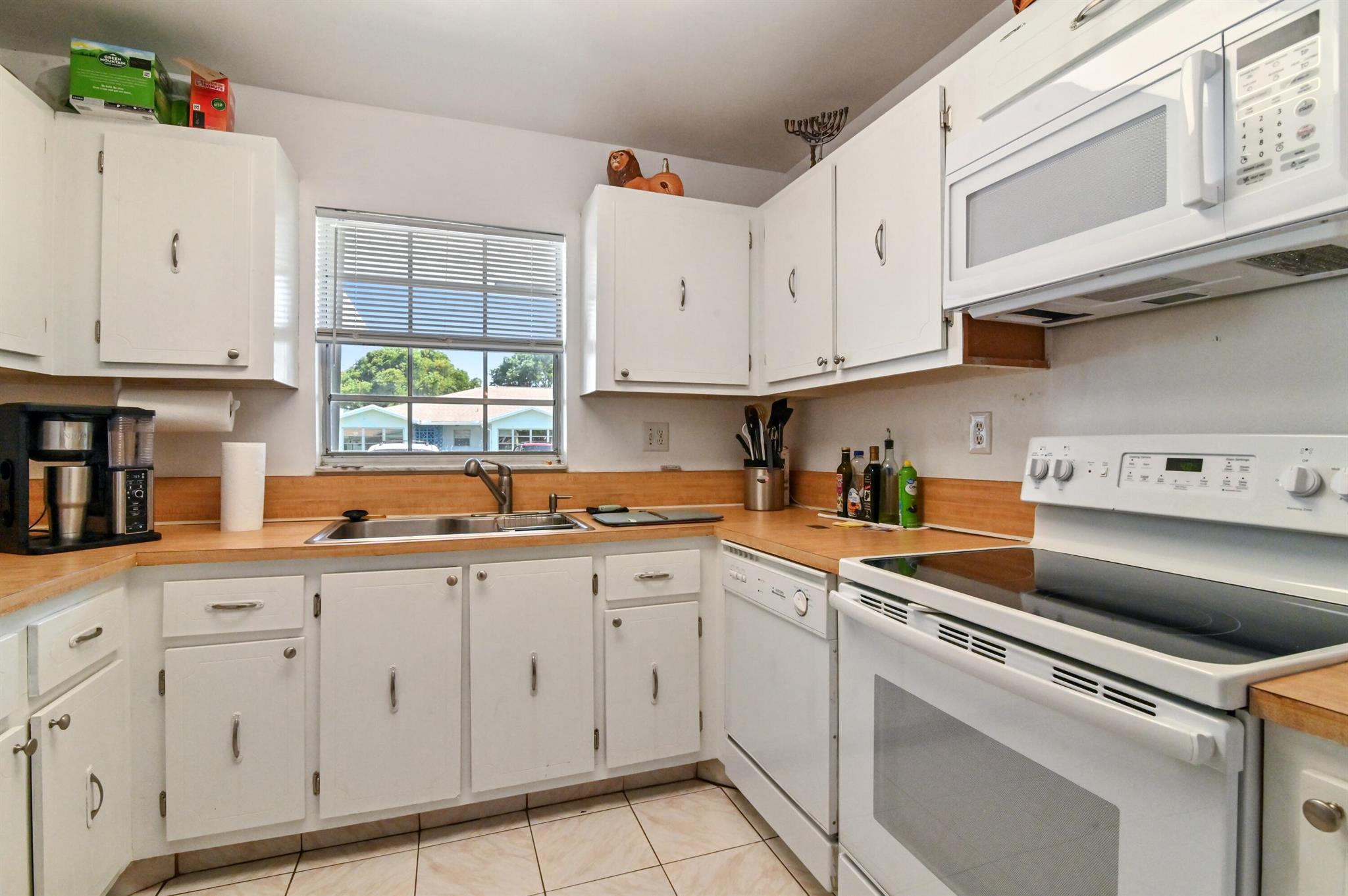 5044 Lakefront Boulevard A