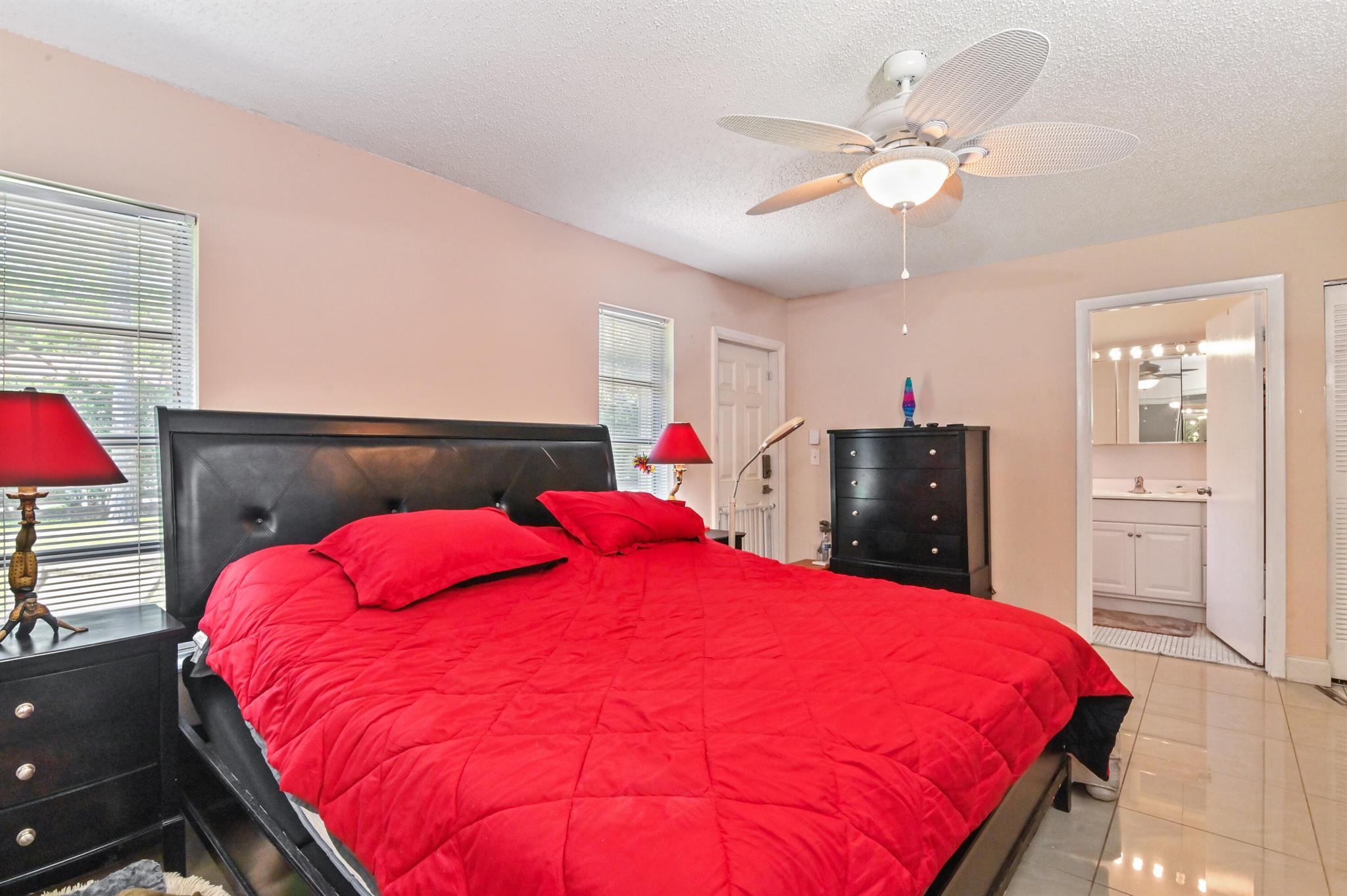 5044 Lakefront Boulevard A