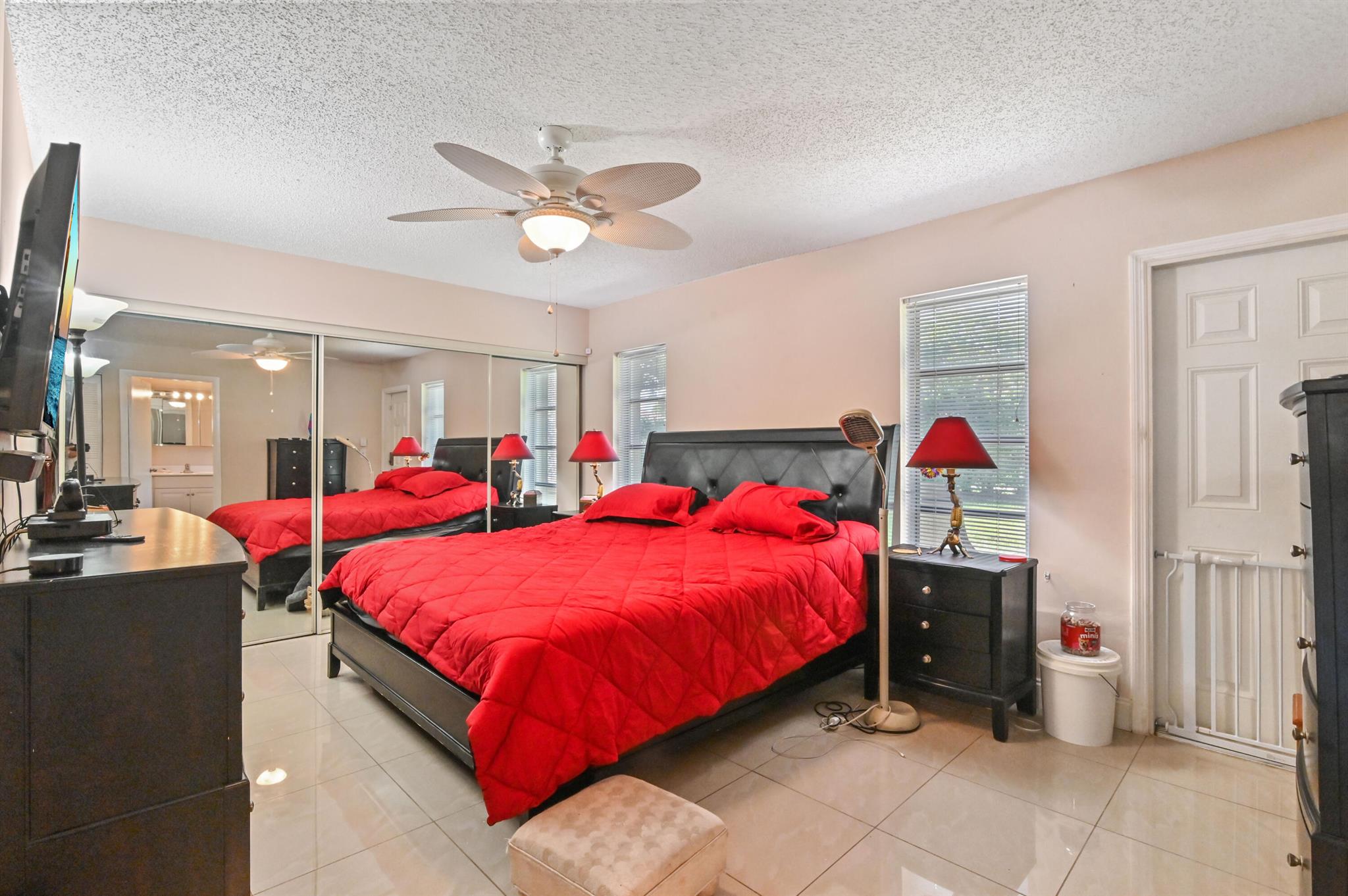 5044 Lakefront Boulevard A