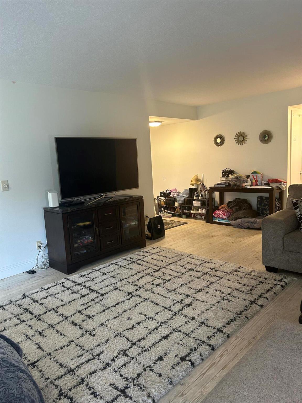 5800 Camino Del Sol 206