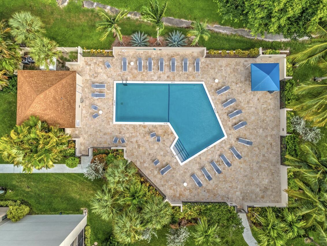 5800 Camino Del Sol 206