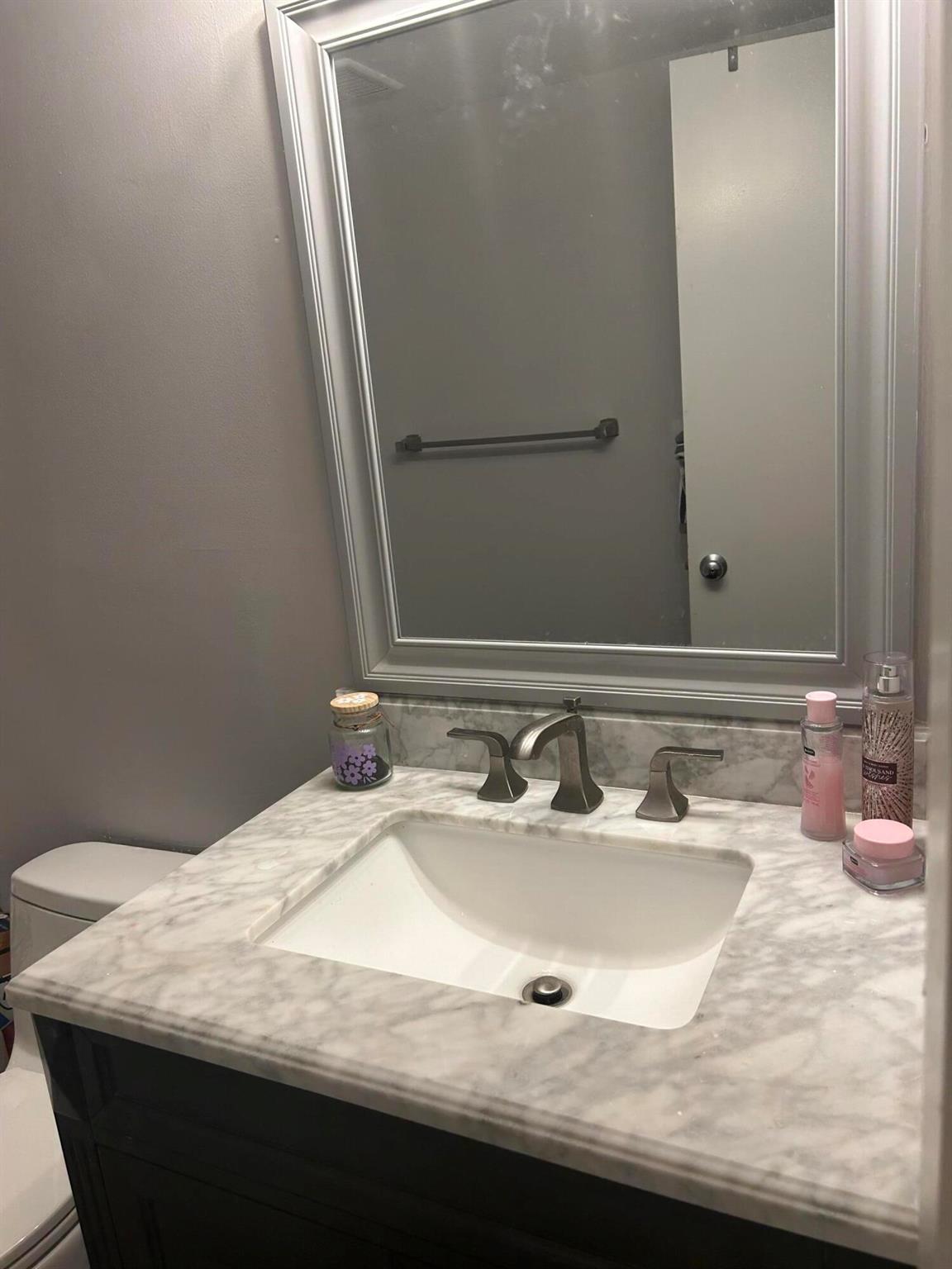 5800 Camino Del Sol 206