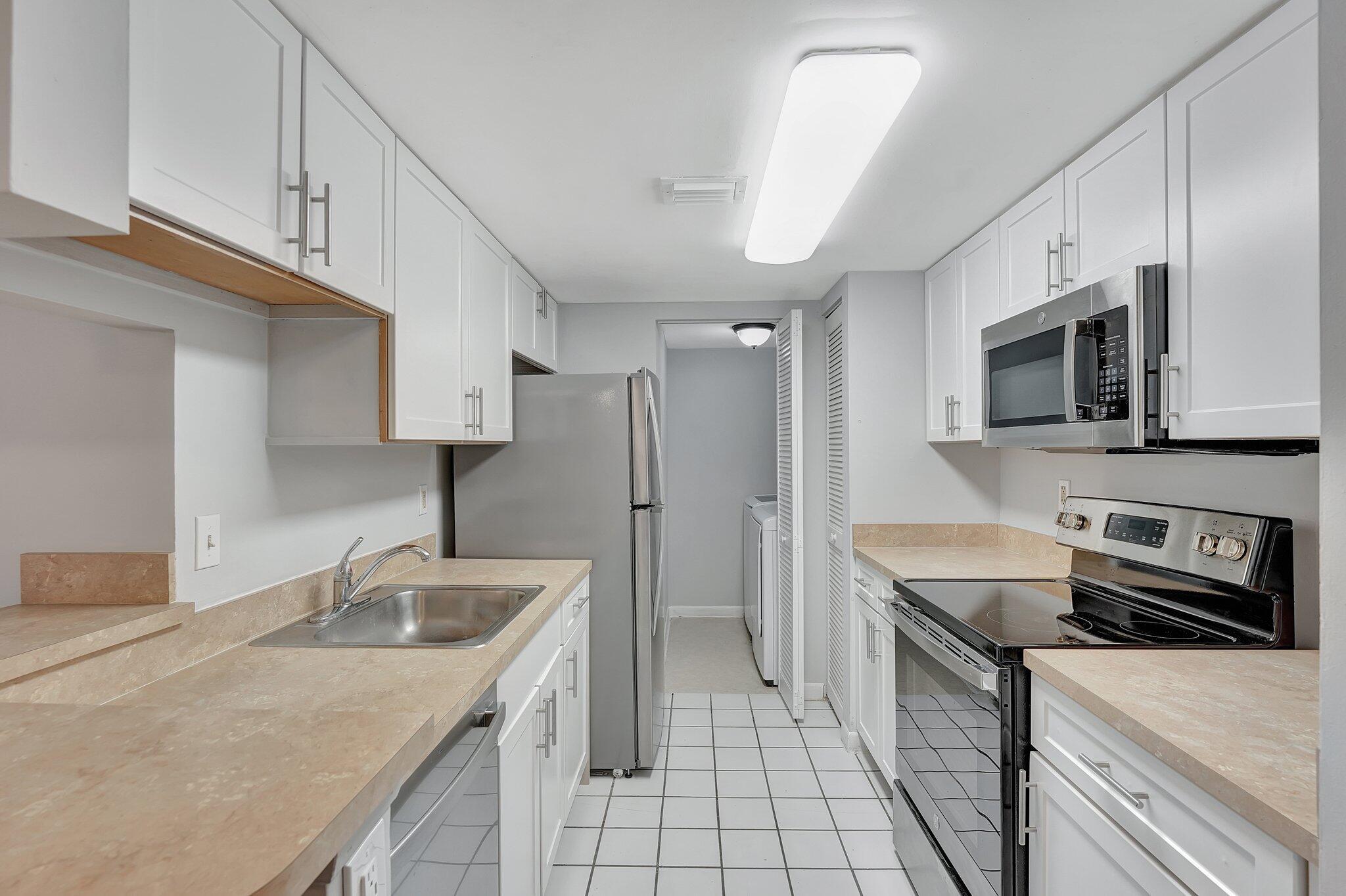 9833 Westview Drive 826