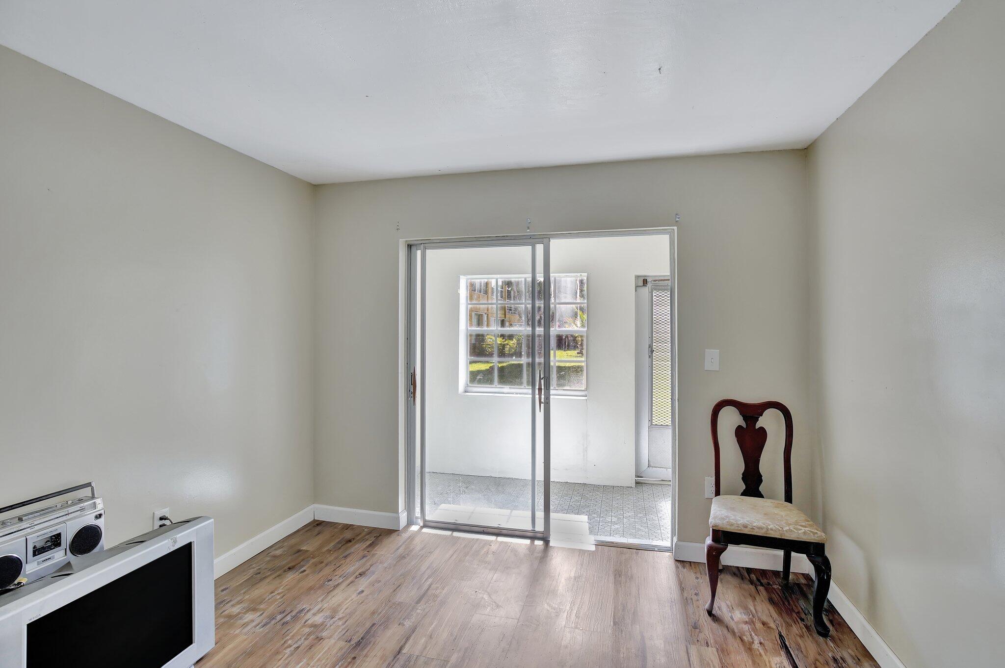 20310 NE 2nd Avenue 17