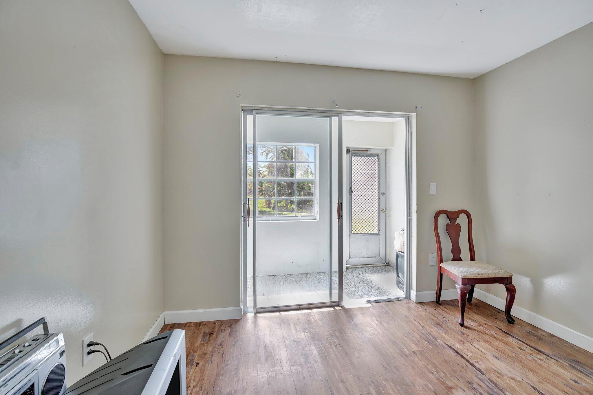 20310 NE 2nd Avenue 17