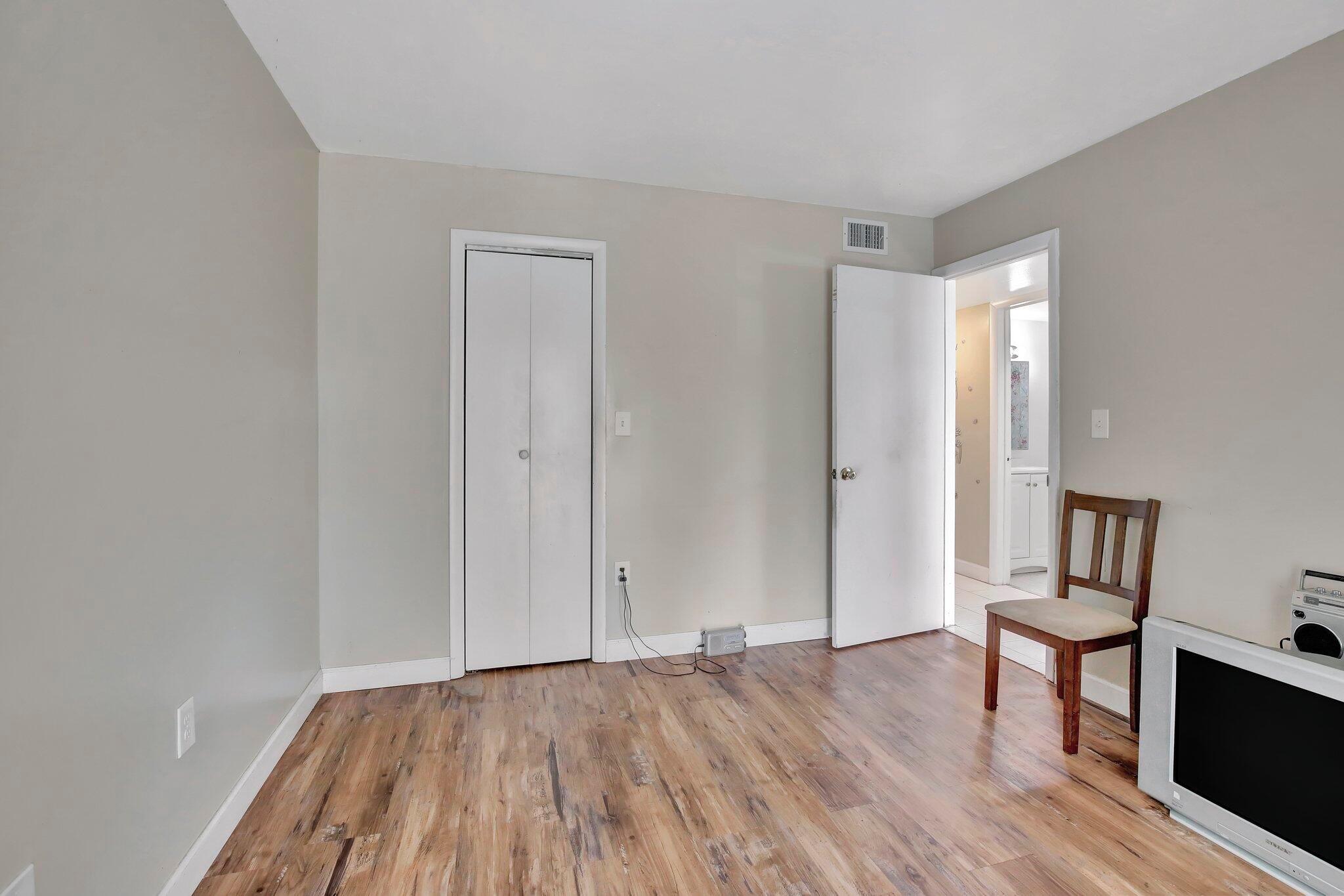 20310 NE 2nd Avenue 17