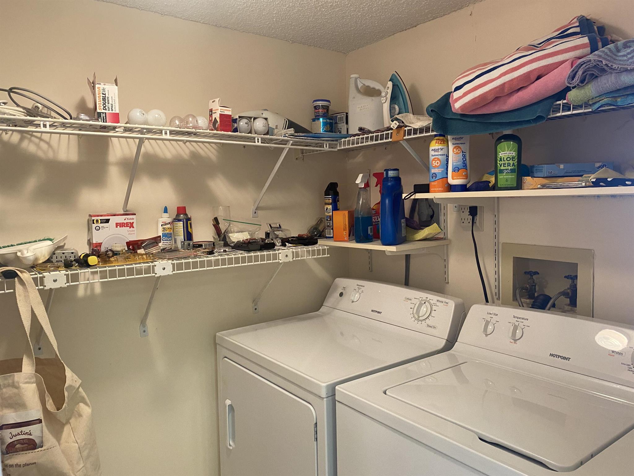 7076 Huntington Lane 801