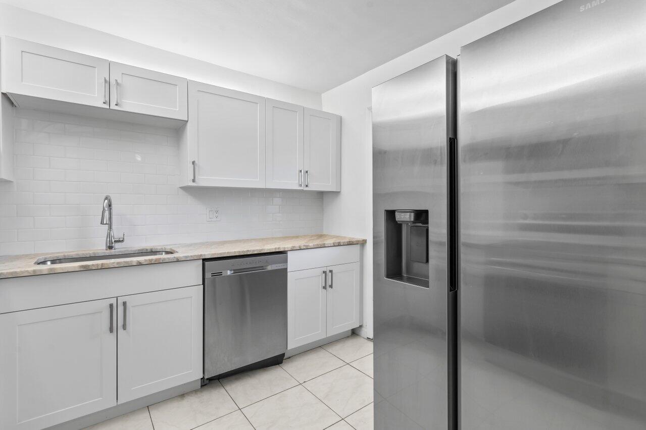 6161 NW 2nd Avenue 1190