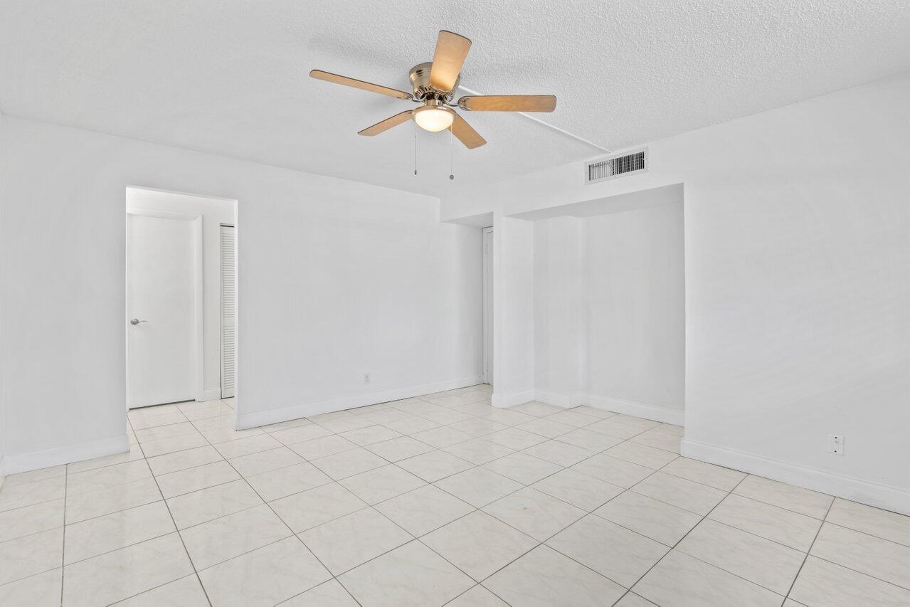 6161 NW 2nd Avenue 1190