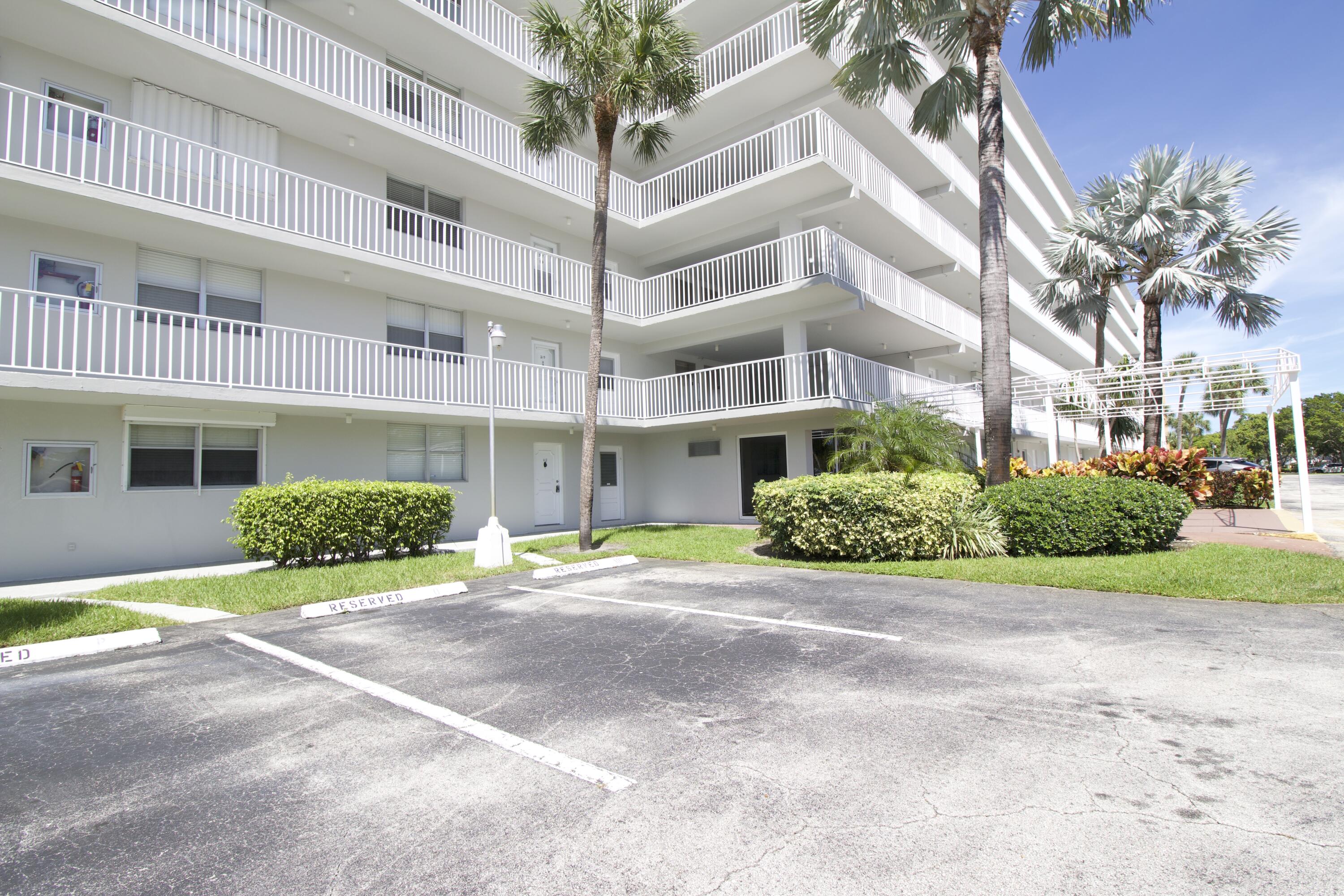 6161 NW 2nd Avenue 1190