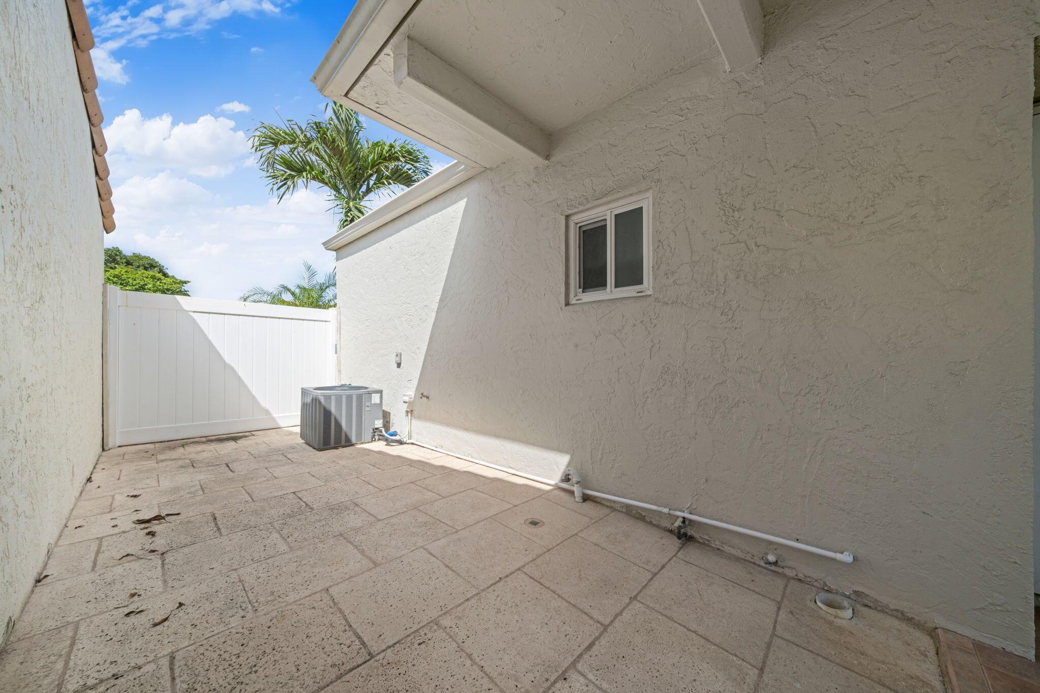 2541 Boundbrook Boulevard 126