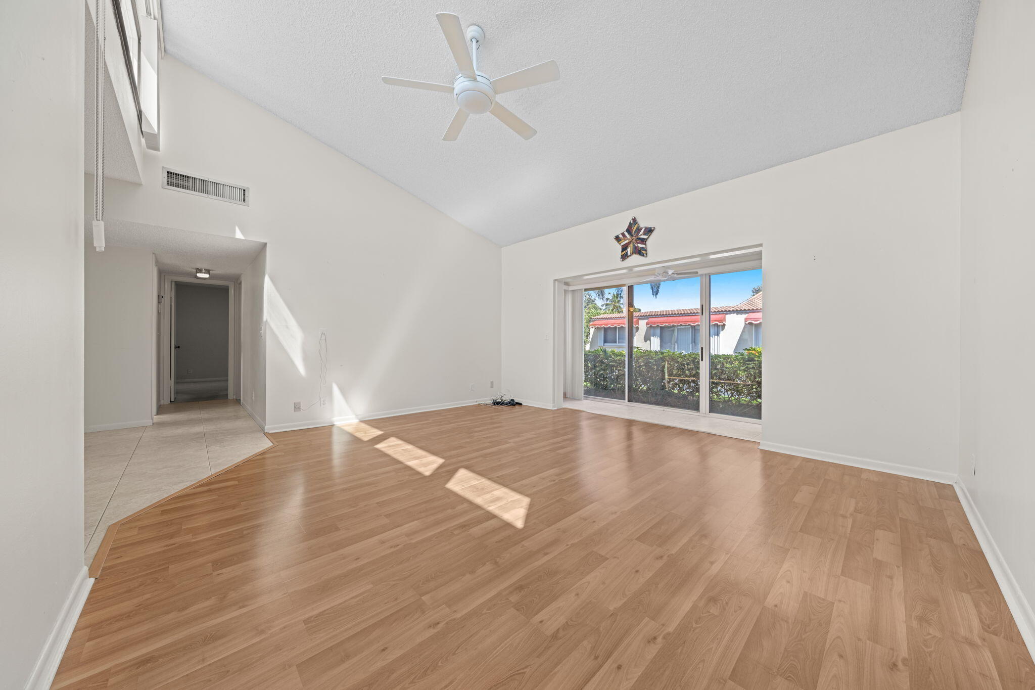 2541 Boundbrook Boulevard 126