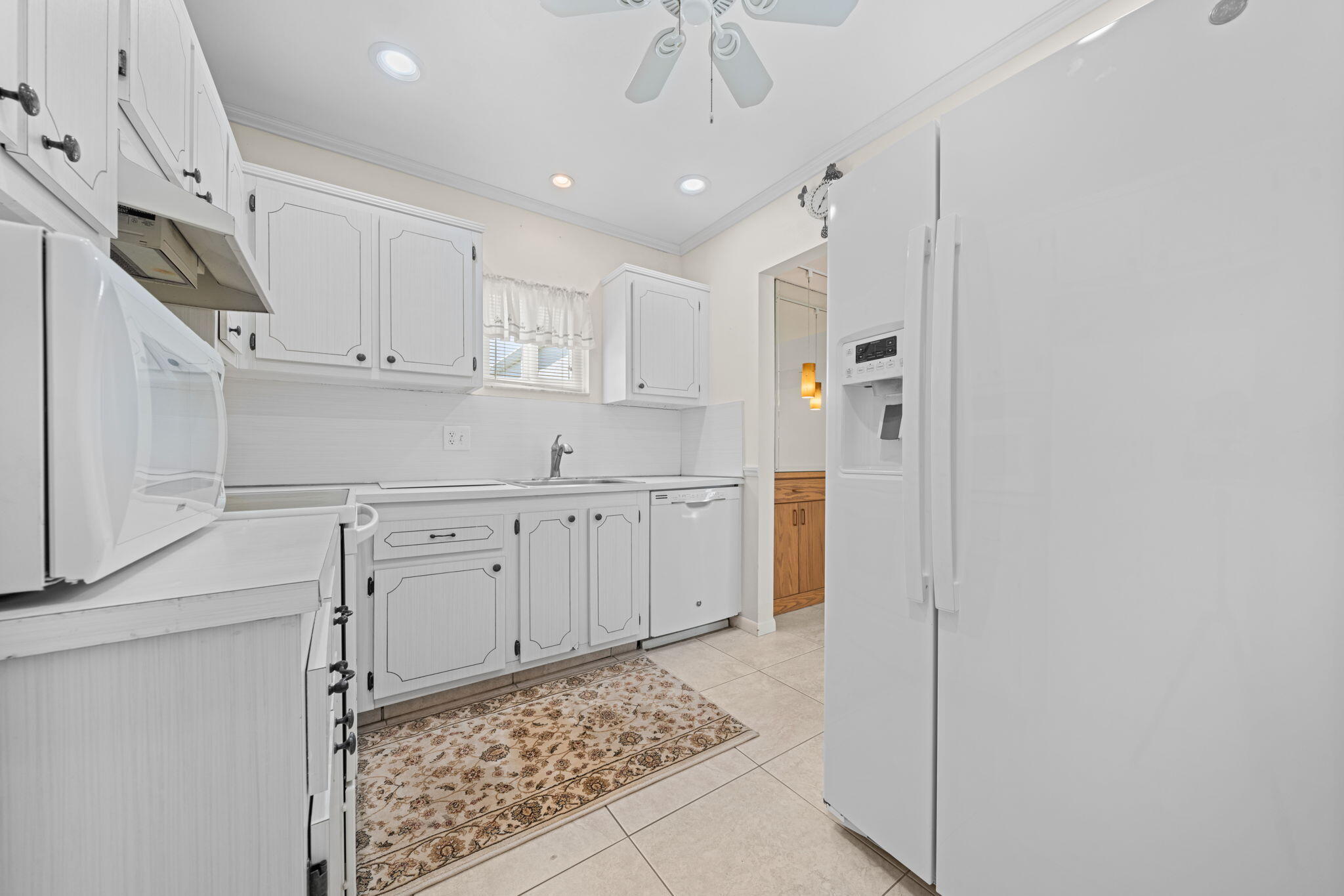 2541 Boundbrook Boulevard 126