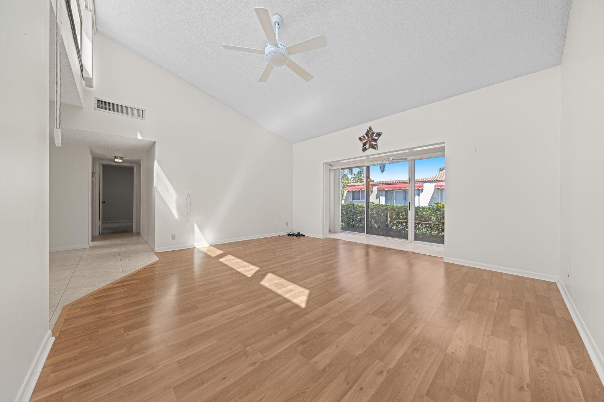 2541 Boundbrook Boulevard 126