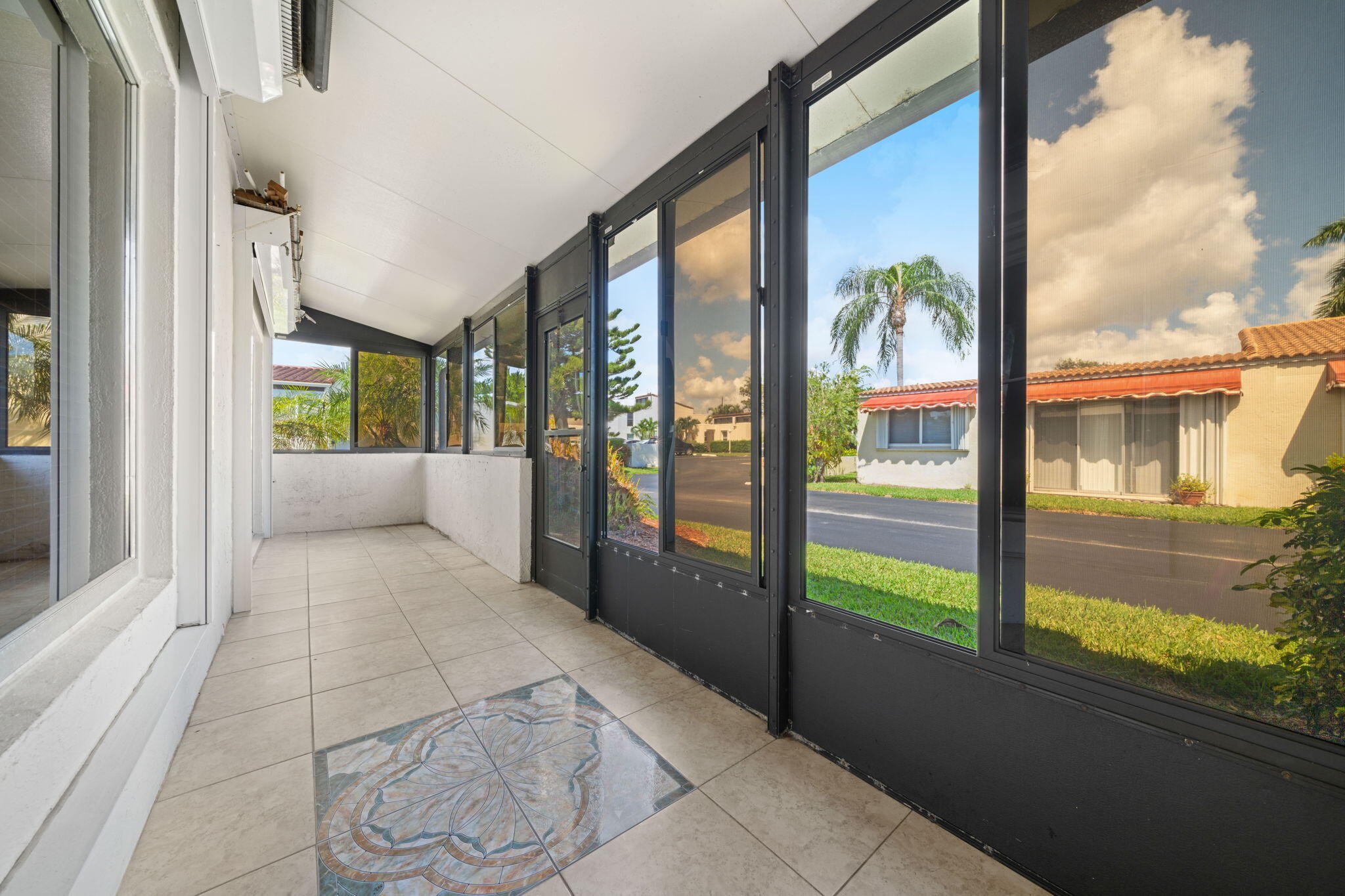 2541 Boundbrook Boulevard 126