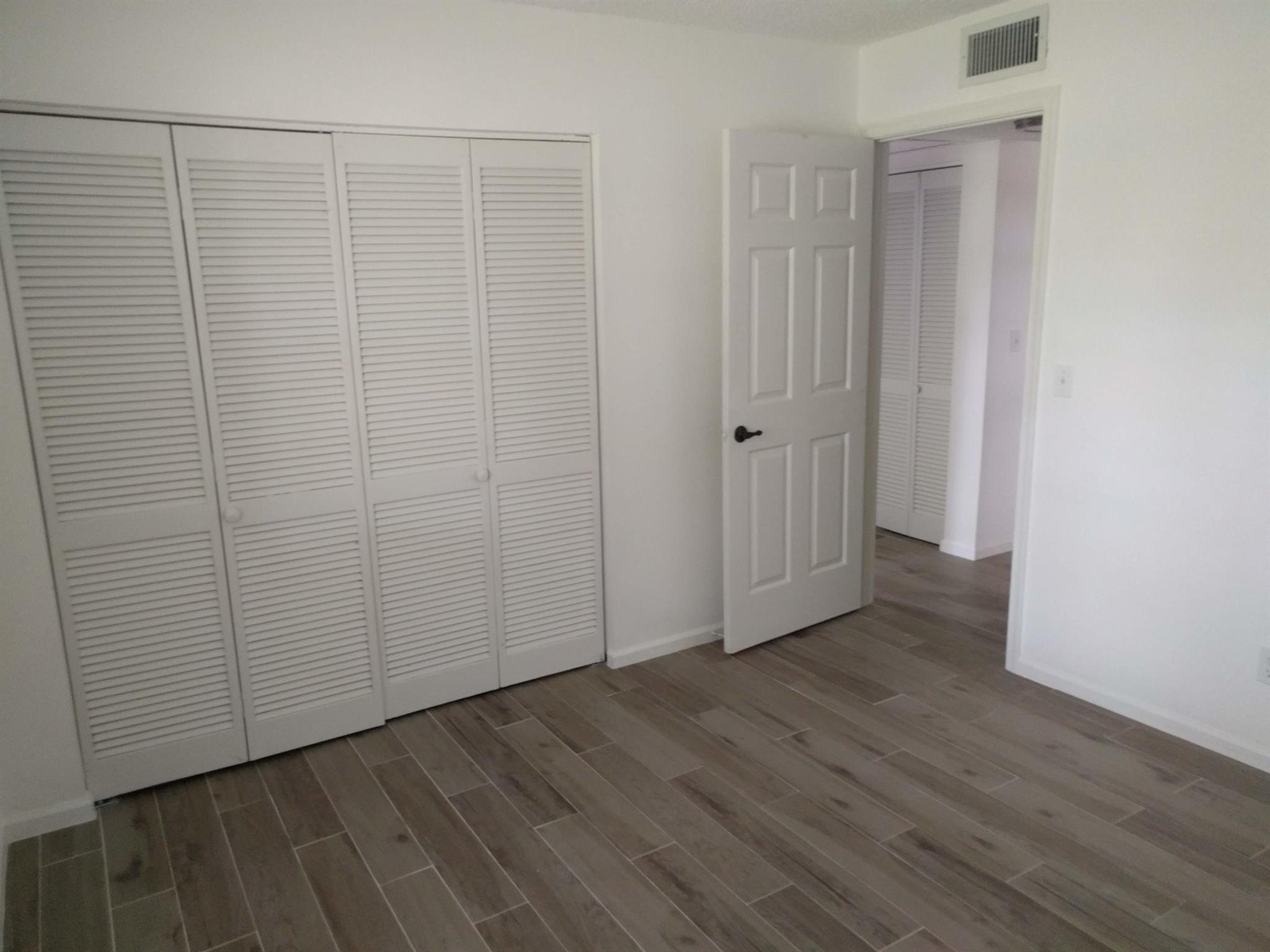 4163 Oak Terrace Drive 4163